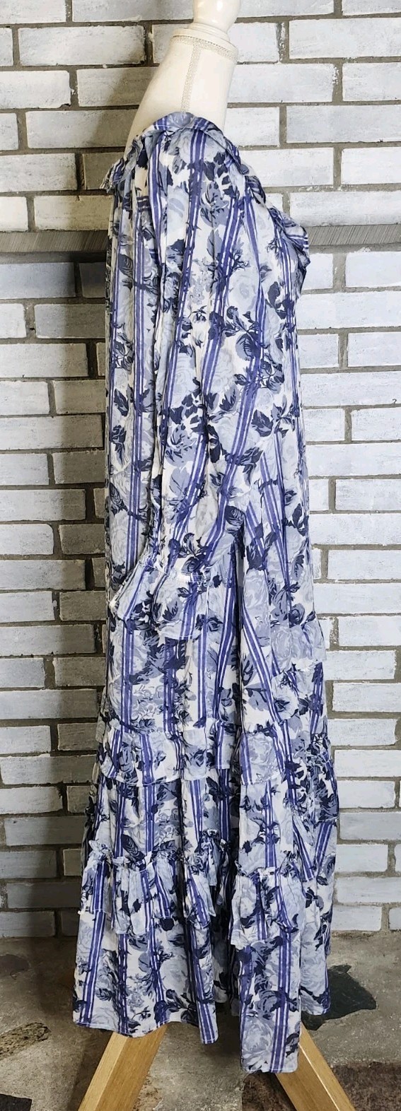 • Free People Dainty Ruffle Cottage Garden Wonders Maxi Dress Blue Combo Large