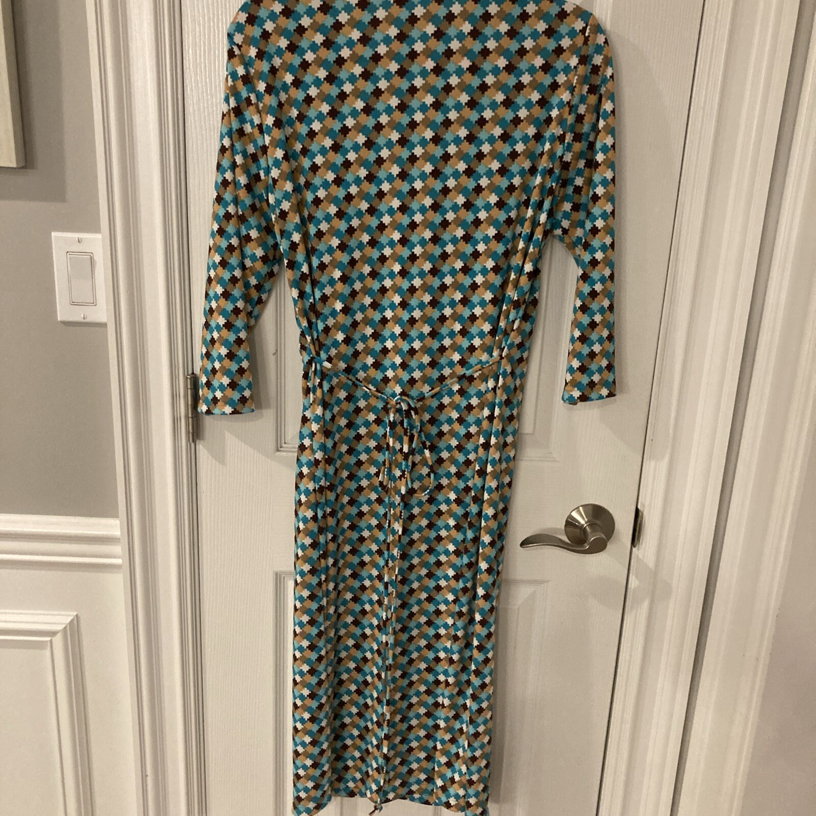 Monroe & Main Geometric Green, Tan, Teal and White Faux Wrap Dress Size Large