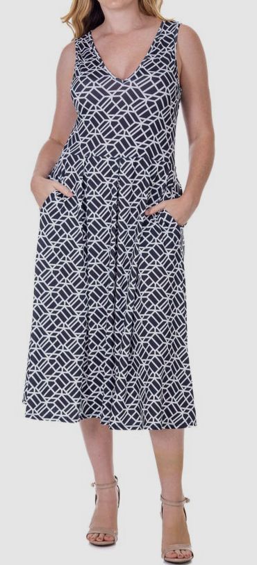24seven Comfort Apparel Women’s Black Geo Print Sleeveless Pocket dress Size L