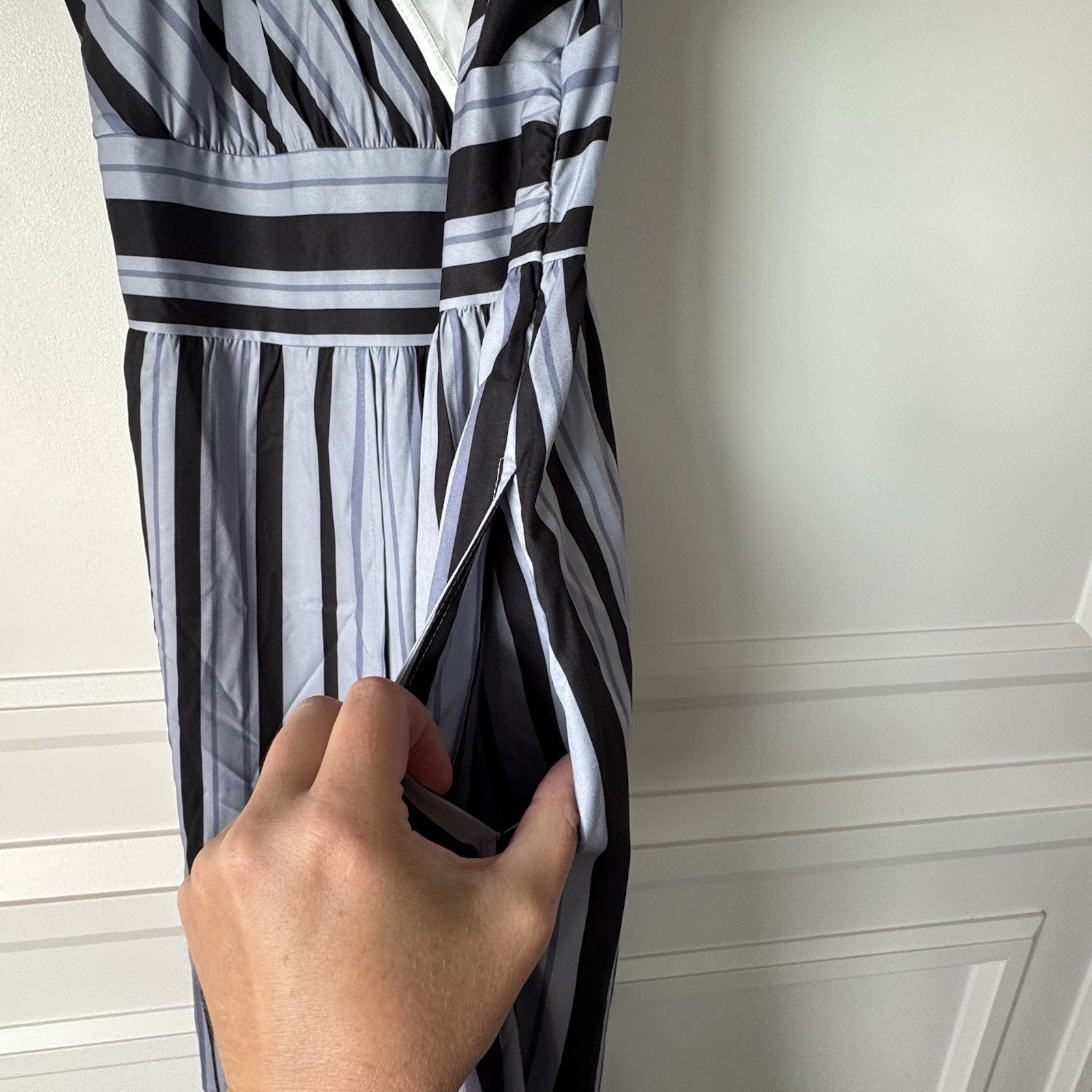 Layered Elegant Striped Sleeveless Halter Dress w/ Pockets Side Zipper Slit Sz M