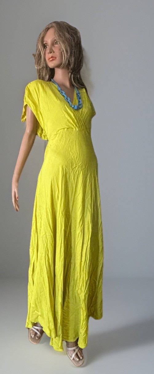 NWOT Flowing Backless Tassels V-neck/Flutter Sleeves Maxie Dress Boho/Summer M/L
