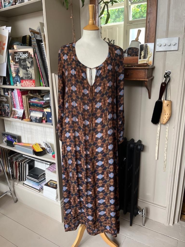 One Season Australia Tanzania Marilyn Dress Medium BNWT £165