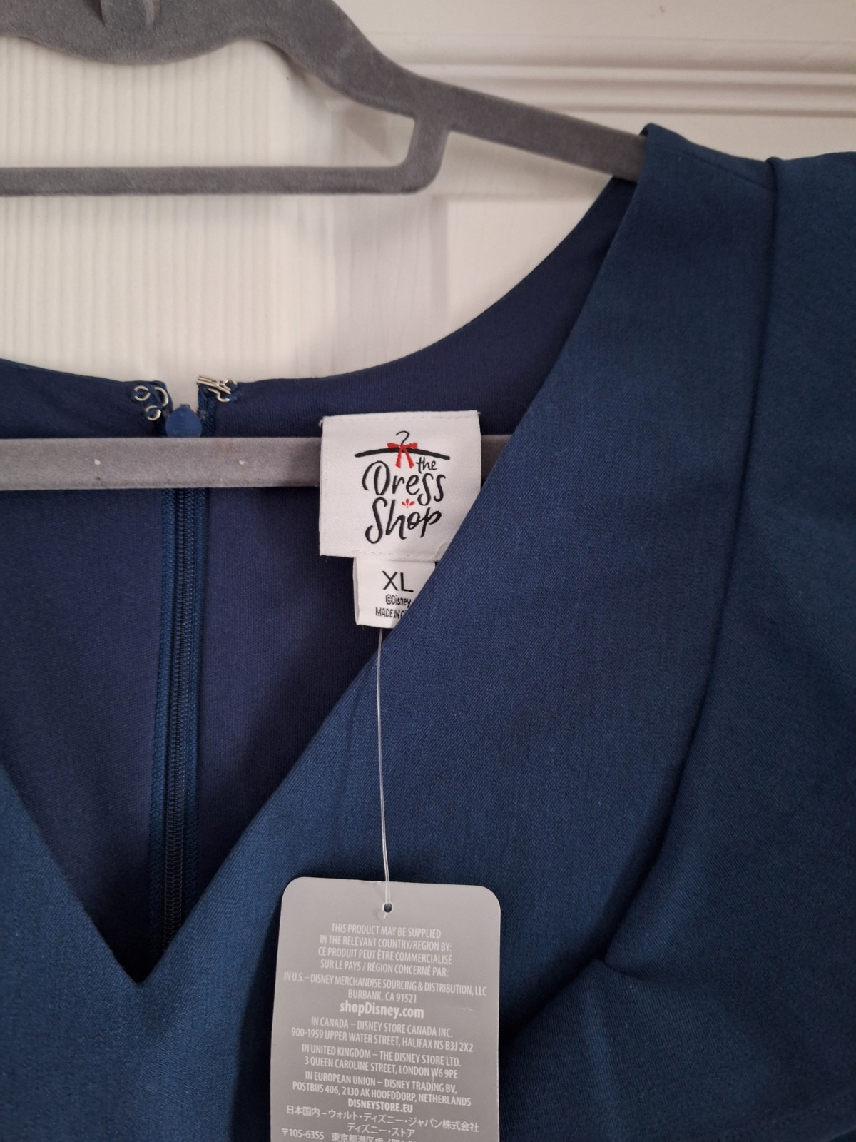 Disney Dress Size XL