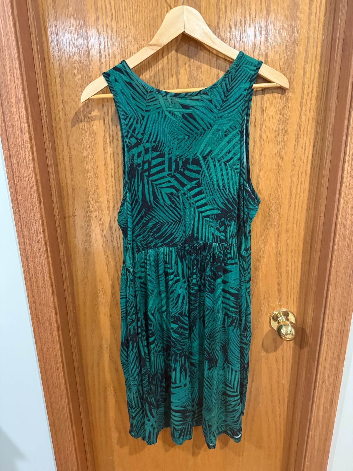 HIMONE Green Black Palm Leaf Print Sleeveless Dress Size L
