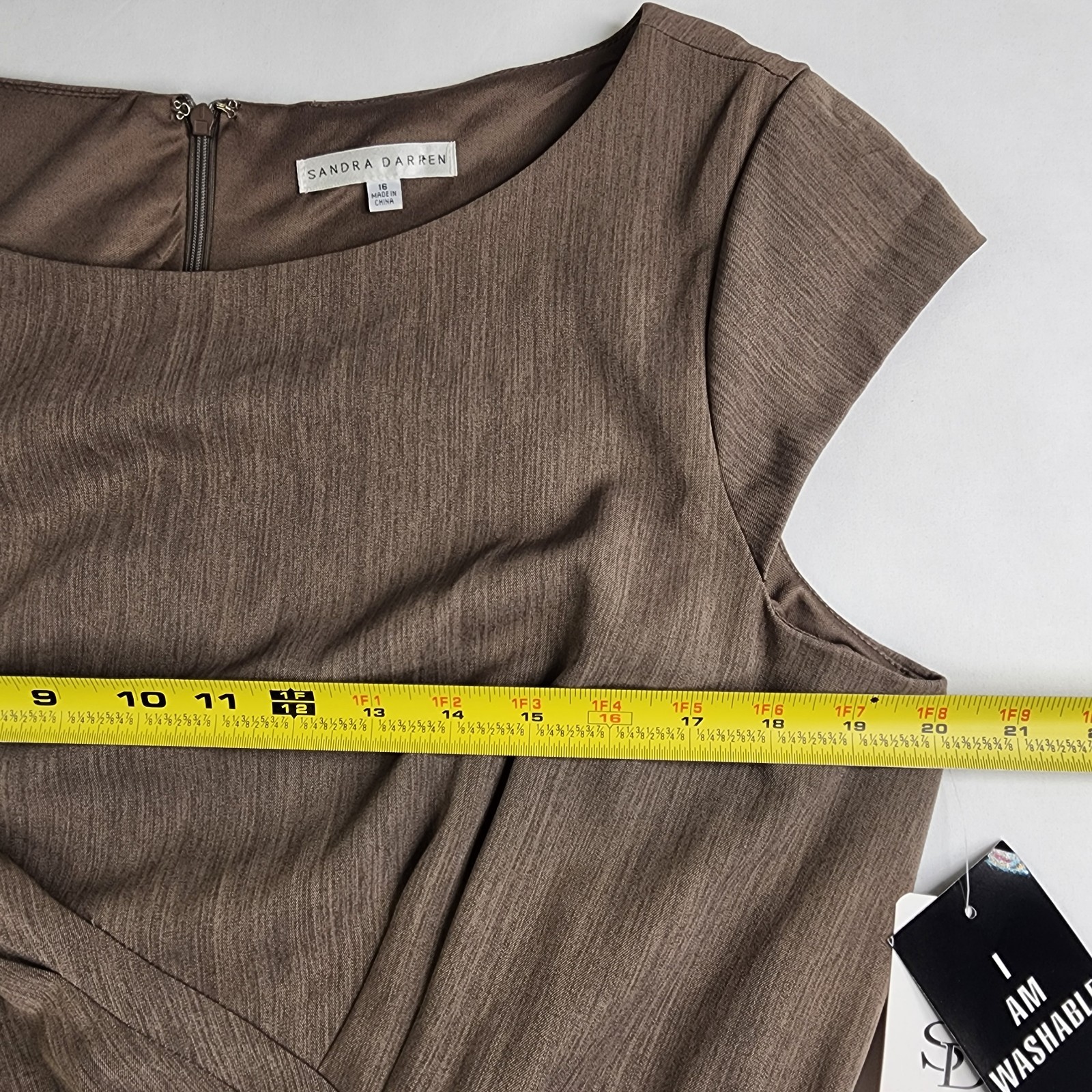 Sandra Darren Woman’s Size 16 XL Solid Light Fawn Dress Sleeveless Career Casual