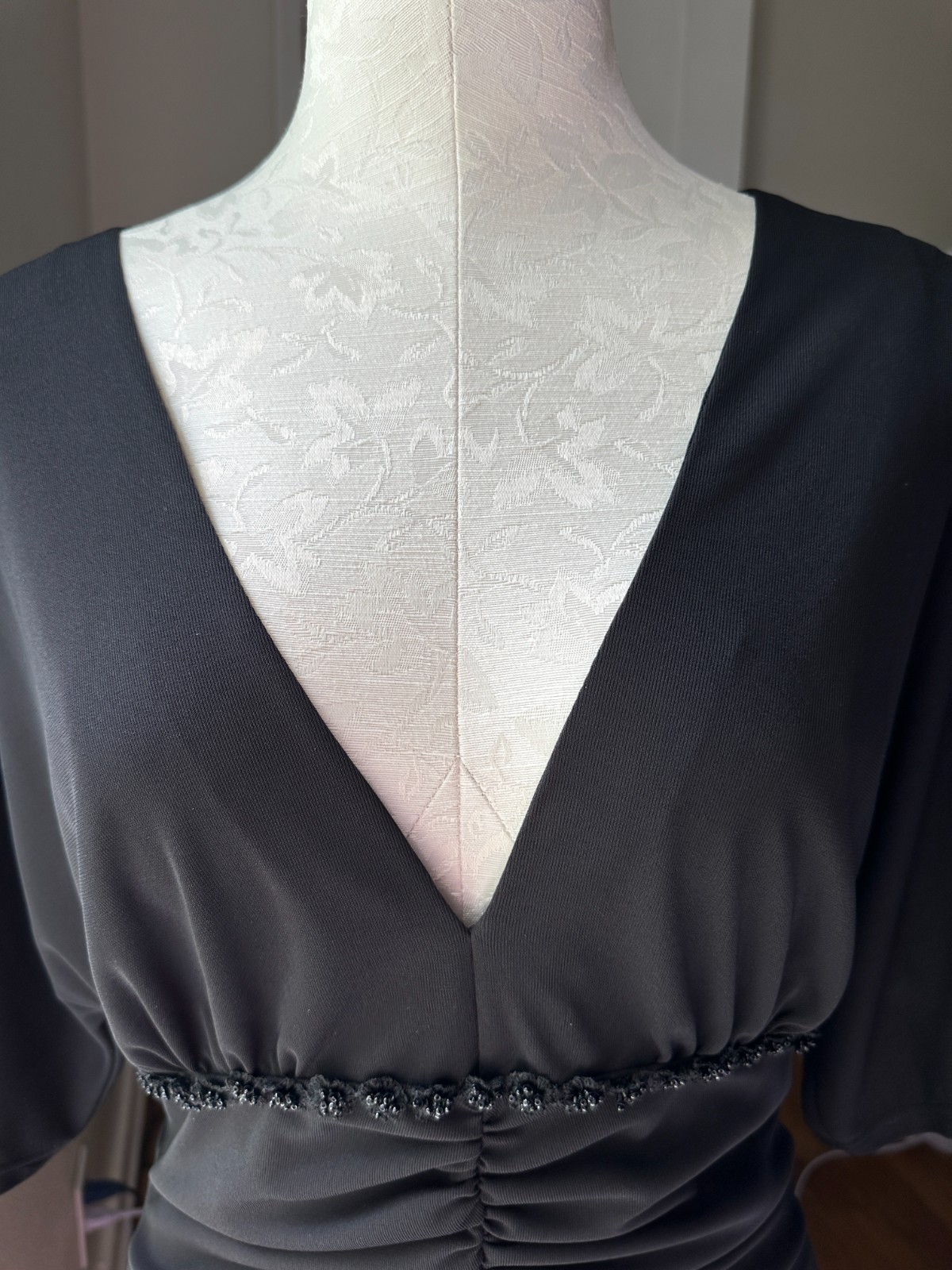 David Meister Black Ruched Beaded Midi Cocktail Dress Size 12 Elegant Evening