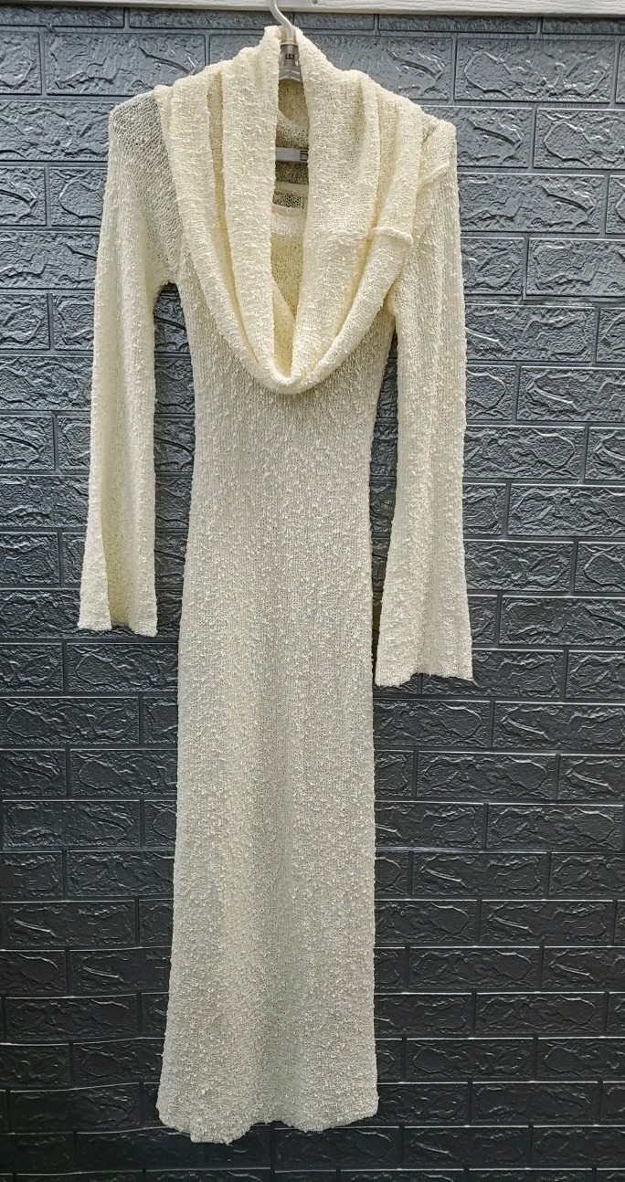 New MESHKI Marisol Off Shoulder Boucle Long Sleeve Maxi Dress Ivory Size Medium