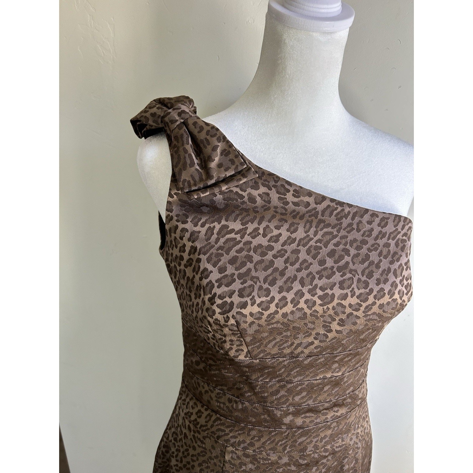 Kay Unger Leopard Print Sheath Dress Womens 6 One Shoulder Cocktail Evening