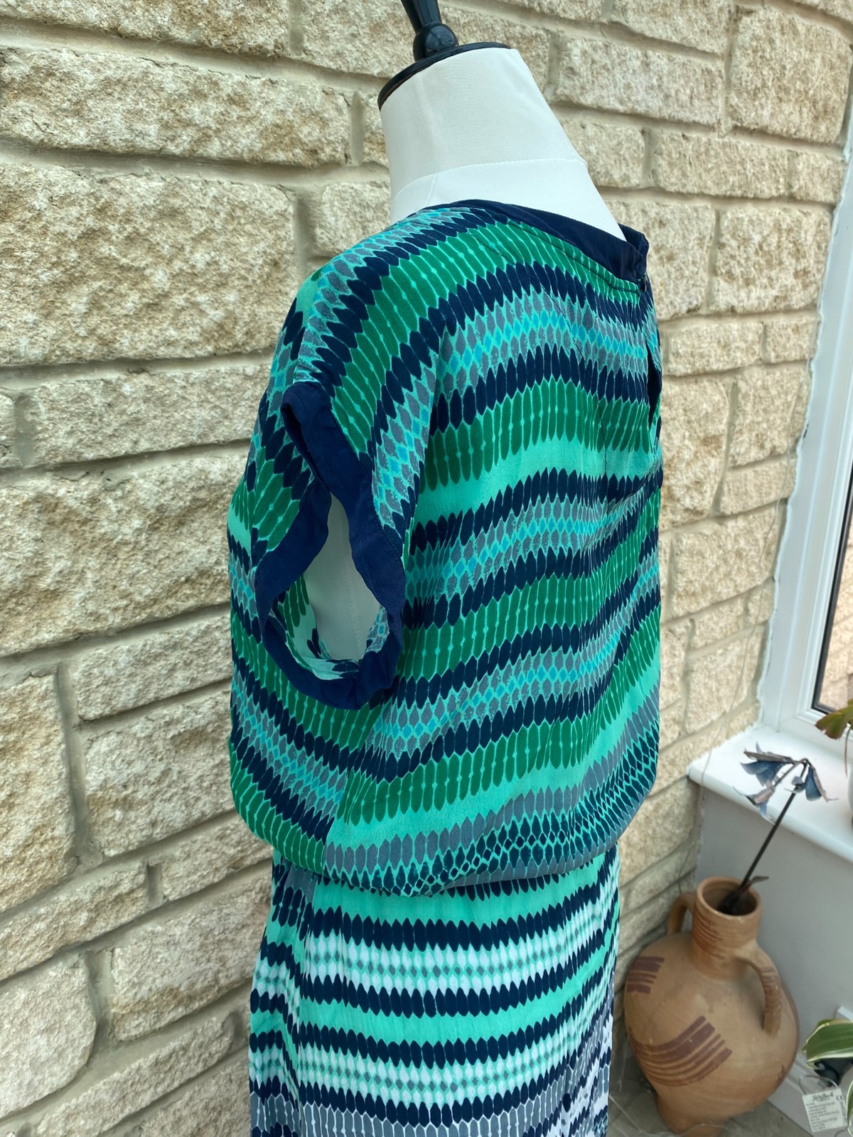 One Season Australia Blue Green Viscose Dress size M