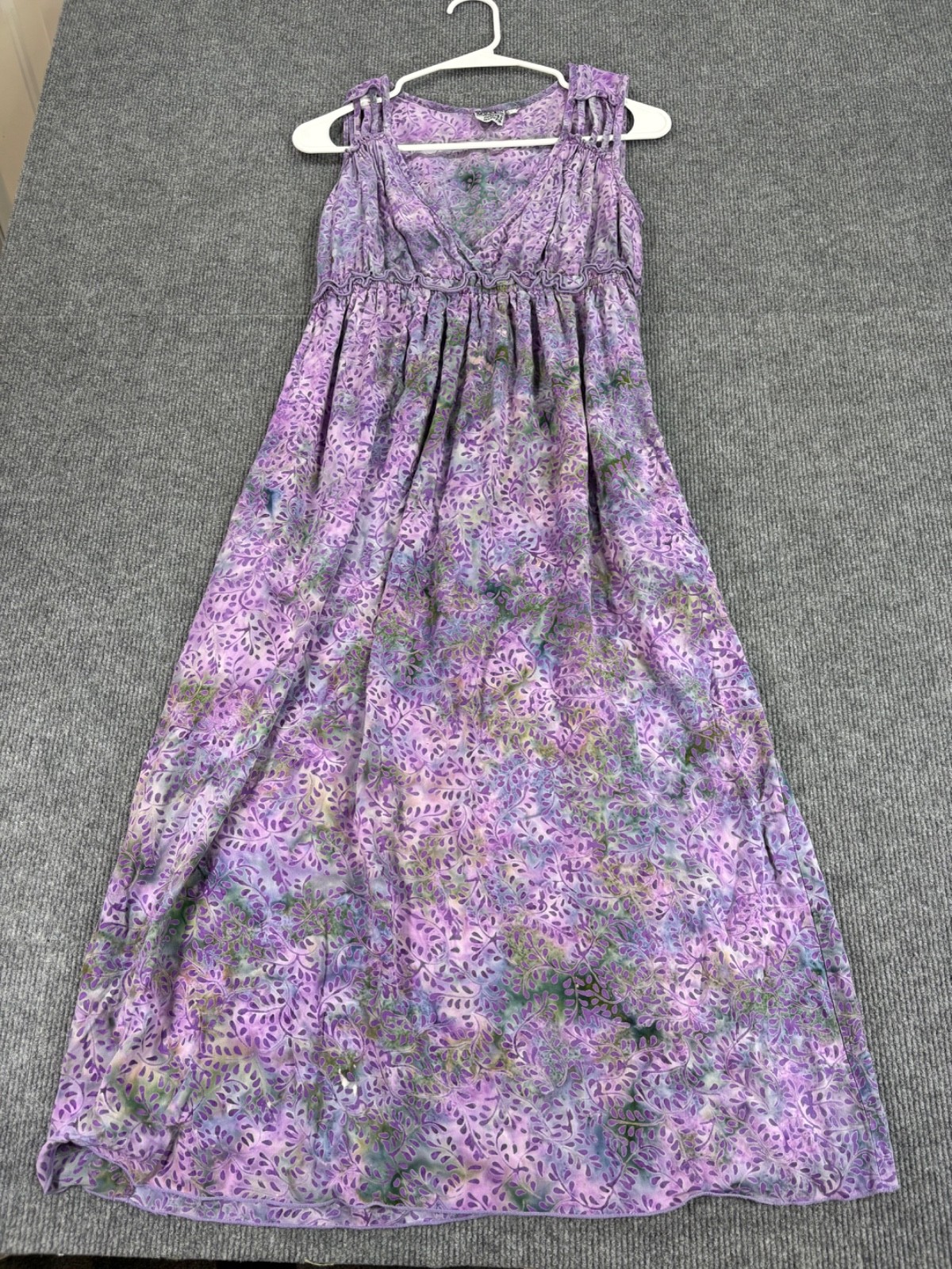 GO FISH Maxi Dress XS Lavender Floral Print Sleeveless Pockets Beach Hippie Boho