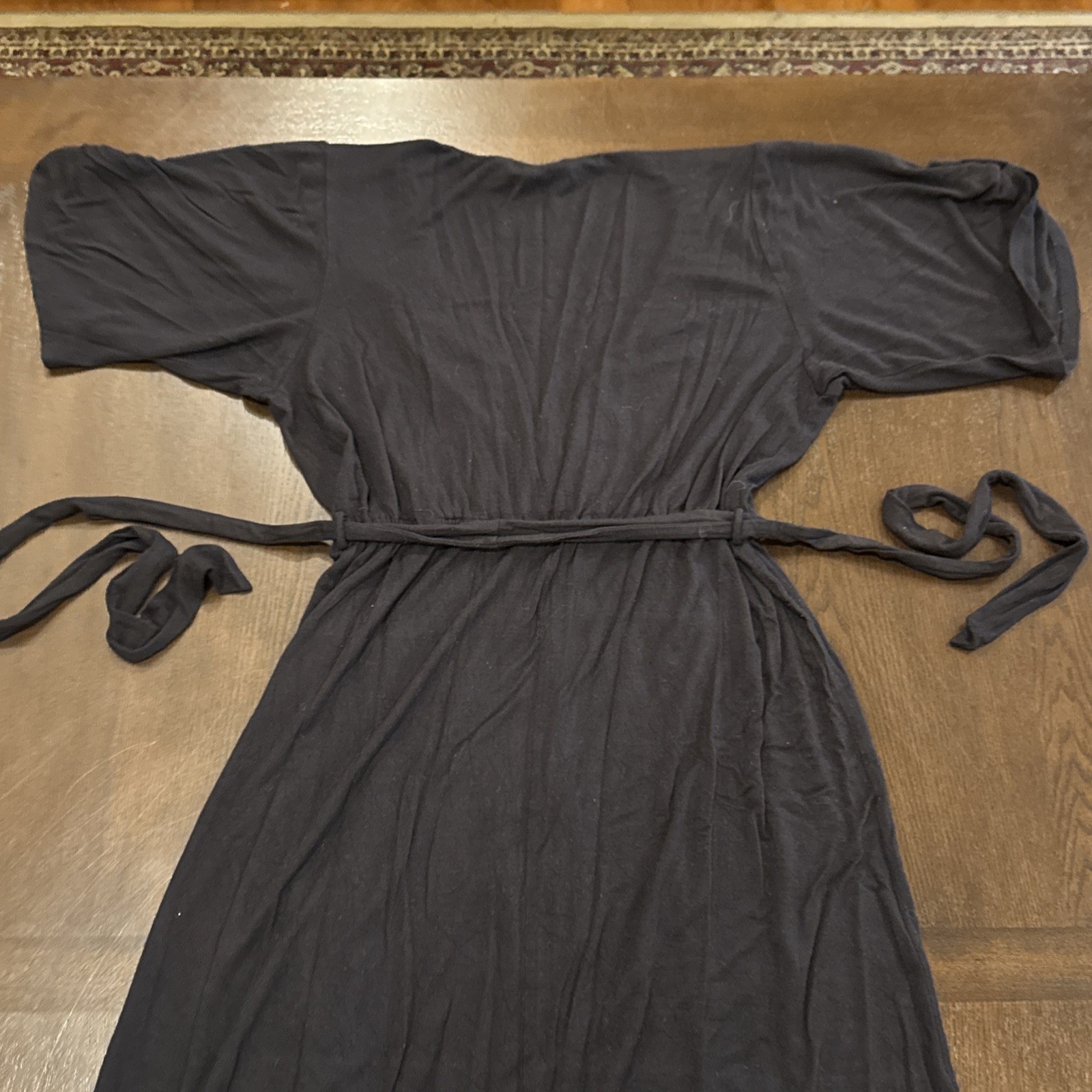 Presley Skye Belted Long Dress Black Simple V Neck Short Sleeve Medium USA