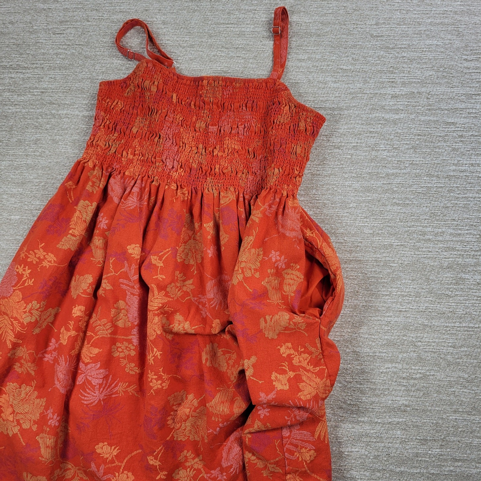 Universal Thread Dress Womens Medium Orange Smocked Top Adjustable Straps Summer
