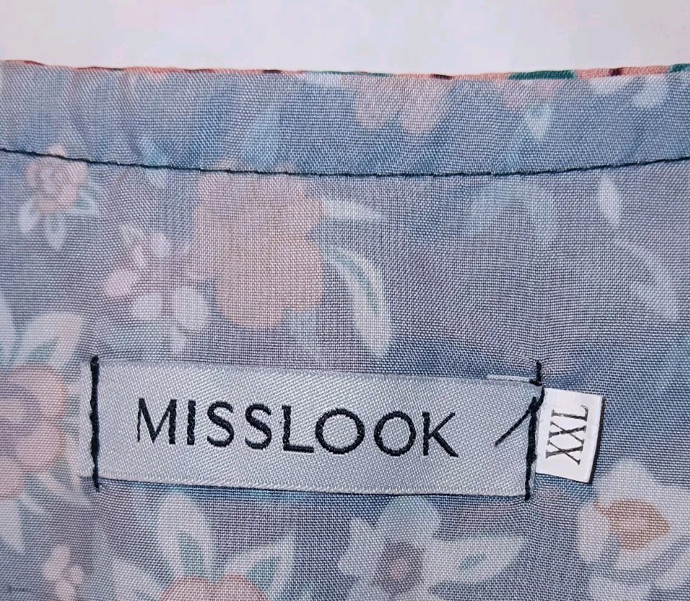 Misslook brand Boho Polyester Blend button font Mini Dress Floral Print XXL