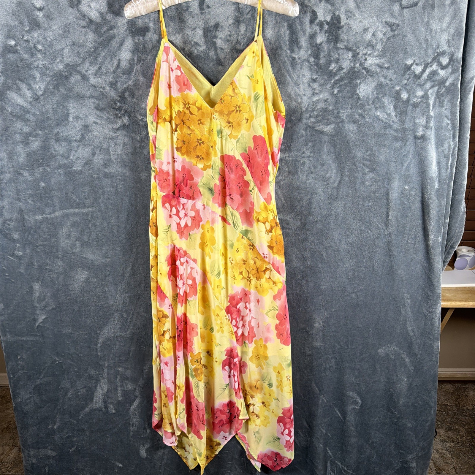 A Wild Thyme dress M Fully Lined a showstopper for any sun-drenched occasion!