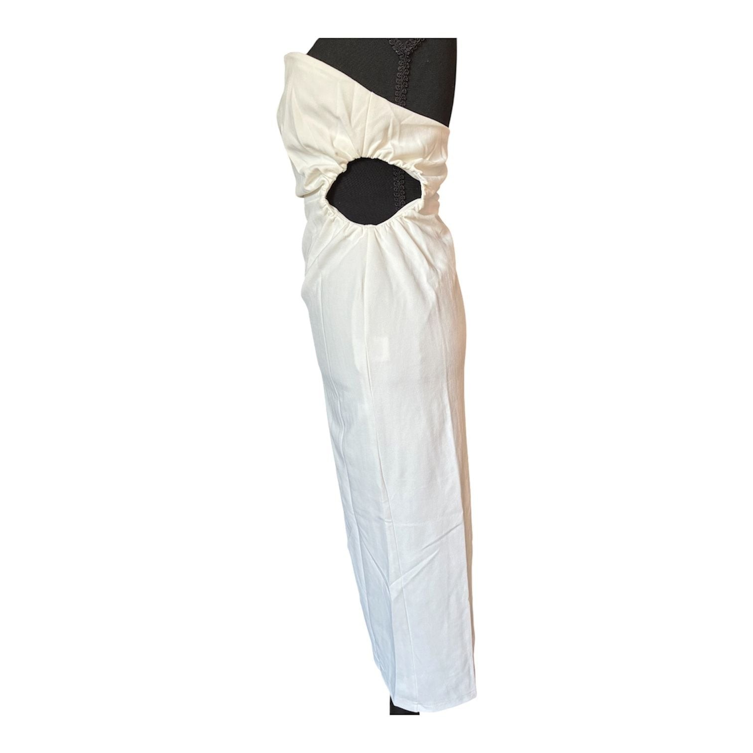 Olivaceous White One-Shoulder Ruched Midi Dress size medium * Nwot