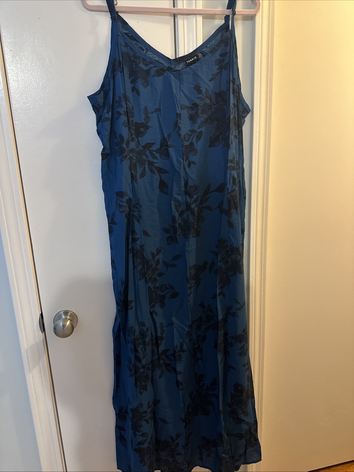 Torrid Maxi Hammered Rayon Trapeze Dress Blurred Floral Legion Blue Size 2X