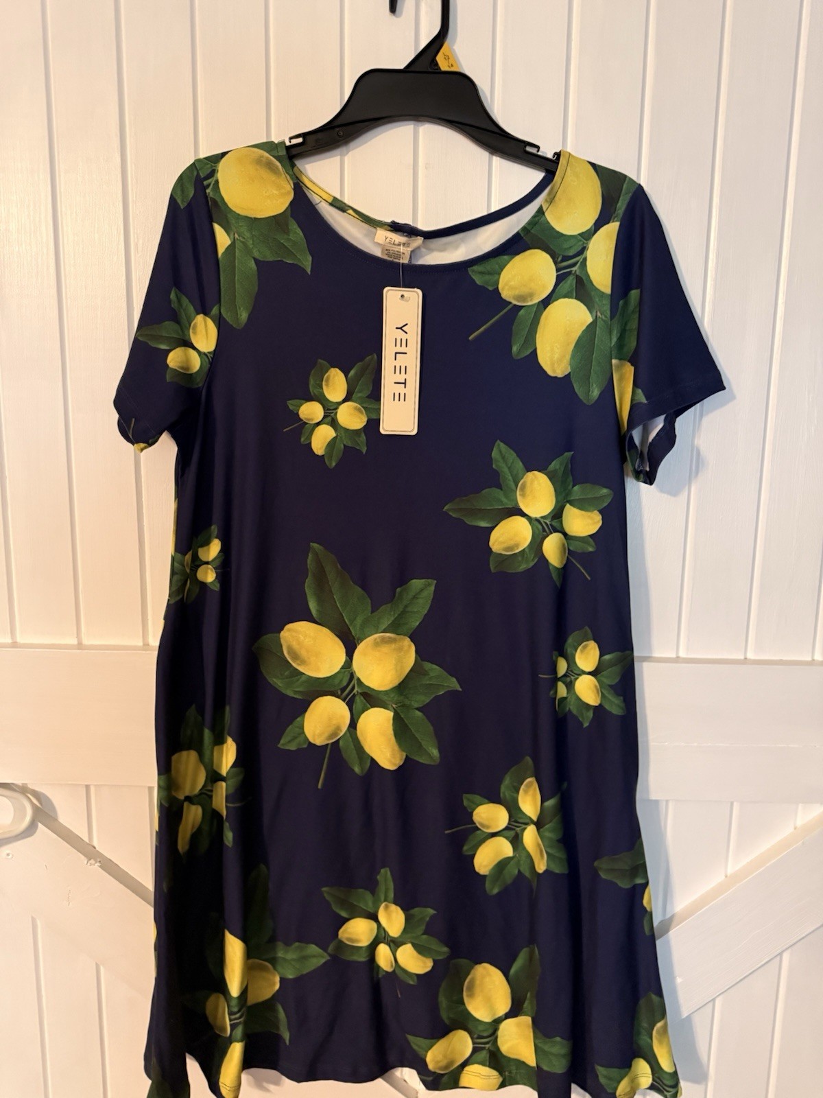 Yelete Lemon Dress Size Large NWT Has Pockets