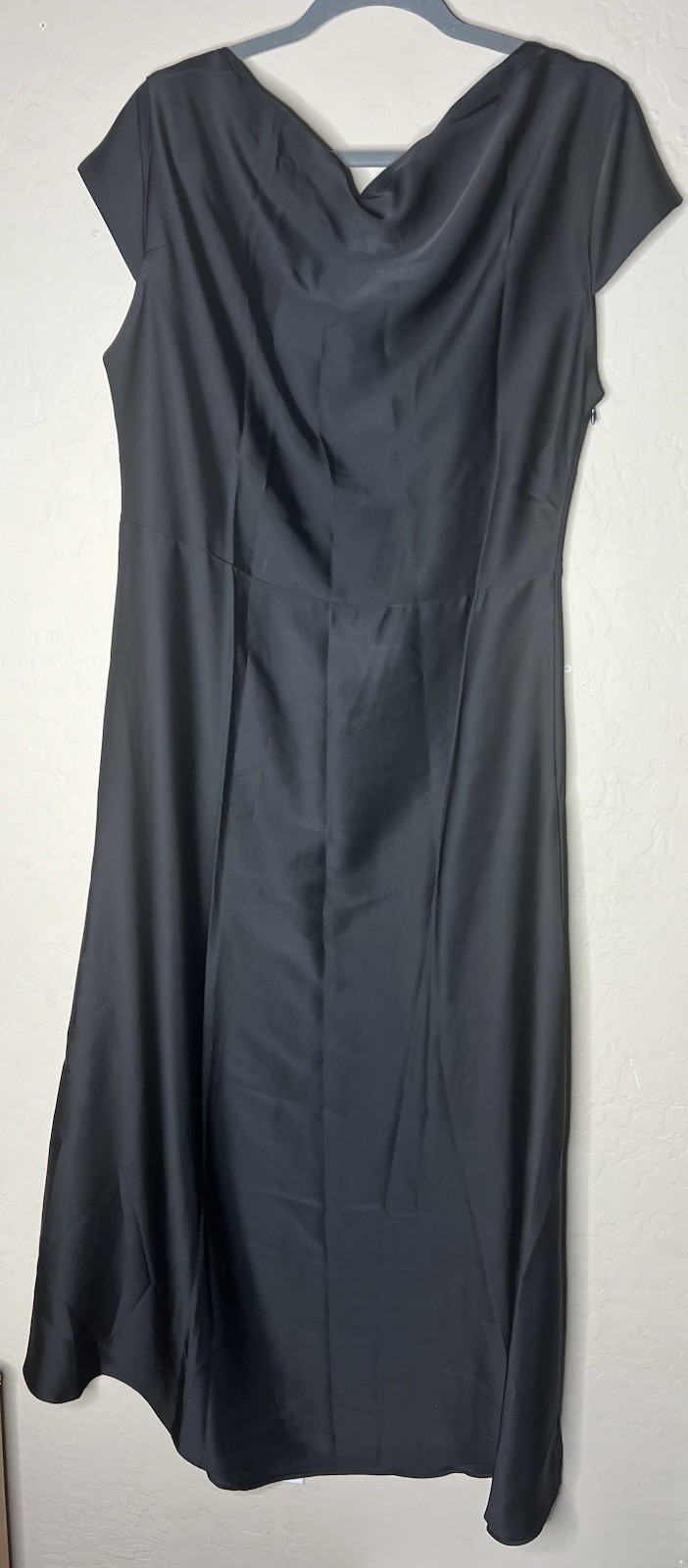 Atelier de LaHang Black Cowl Neck Short Sleeve Knee Length Tie Dress XXL