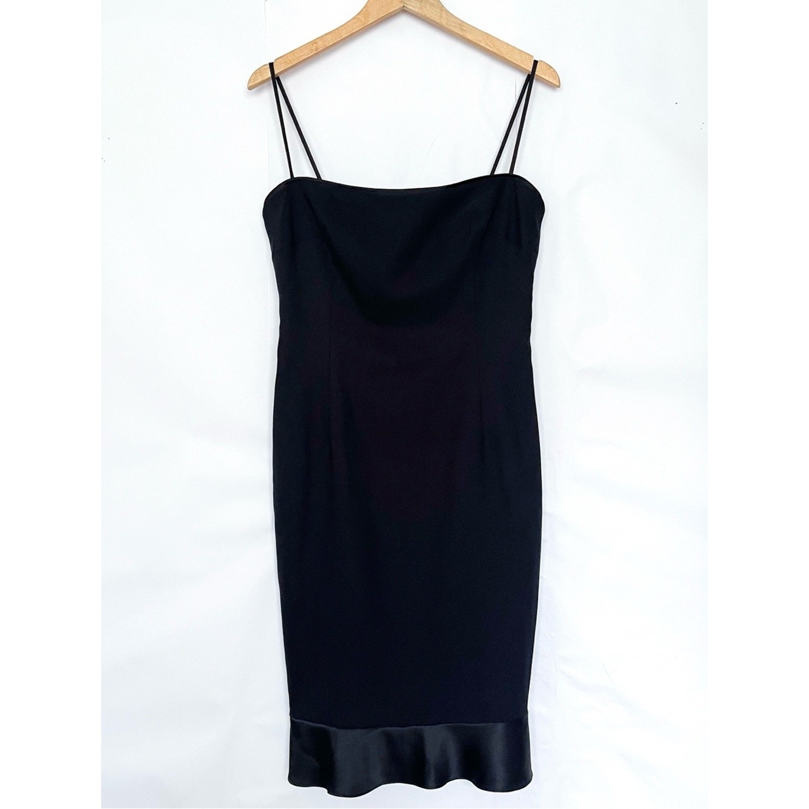 VTG Laundry Shelli Segal Cocktail Dress Y2K 90s Size 10 Black Satin Ruffle Hem