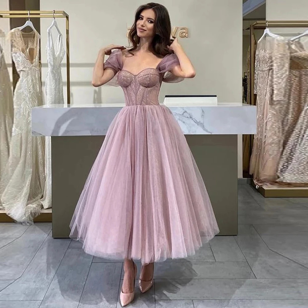 Thin Chiffon Short Ball Gown Shoulder Baring Layered Saudi Arabian Evening Dress