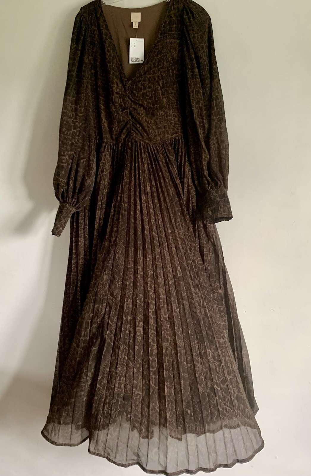 BNWT HM BLACK & BROWN CROCODILE PRINT LONG SLEEVES PLEATED MAXI DRESS SIZE: 10