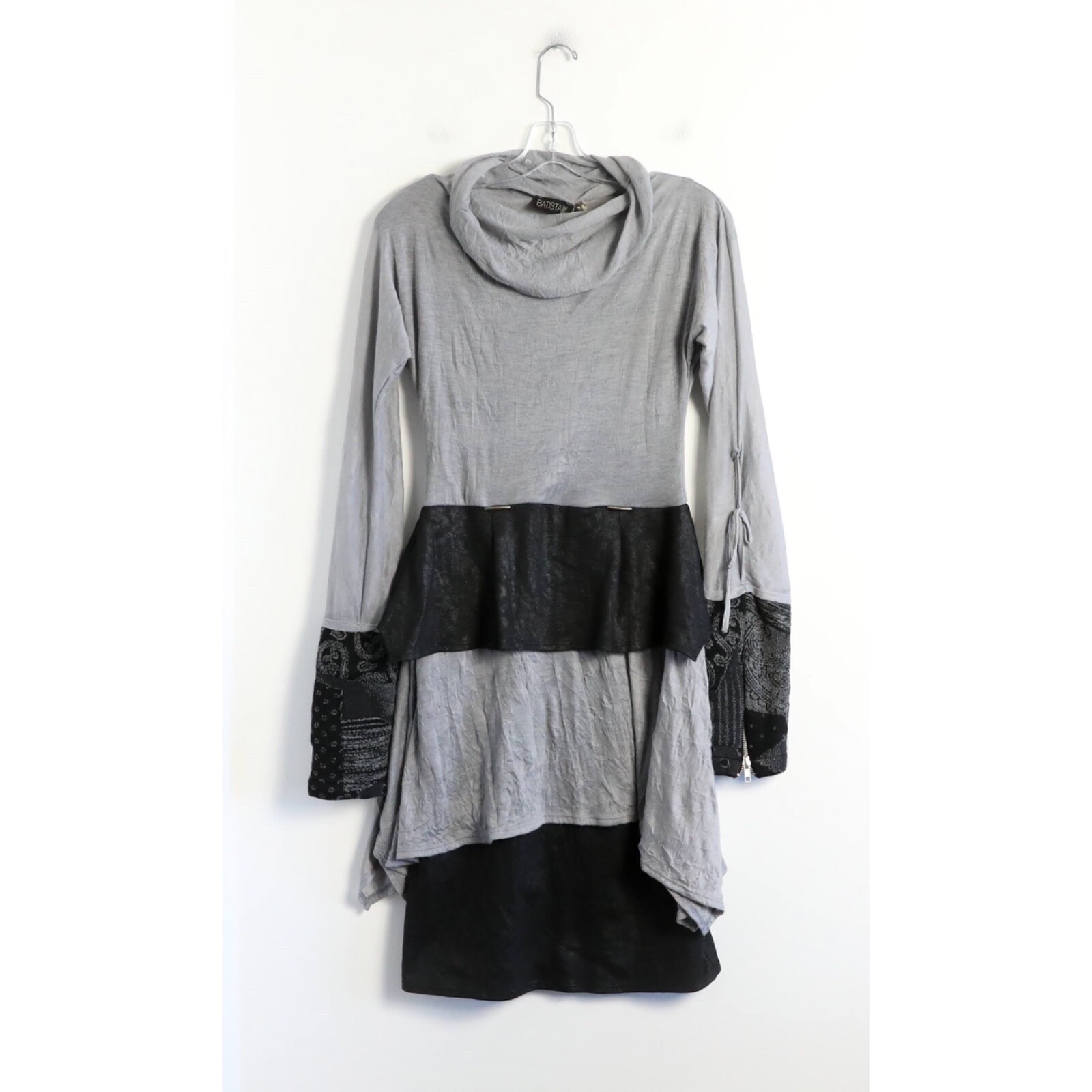 Batista Me by Caty Liesca dress grey long sleeve art to wear knit mixed fabric 1