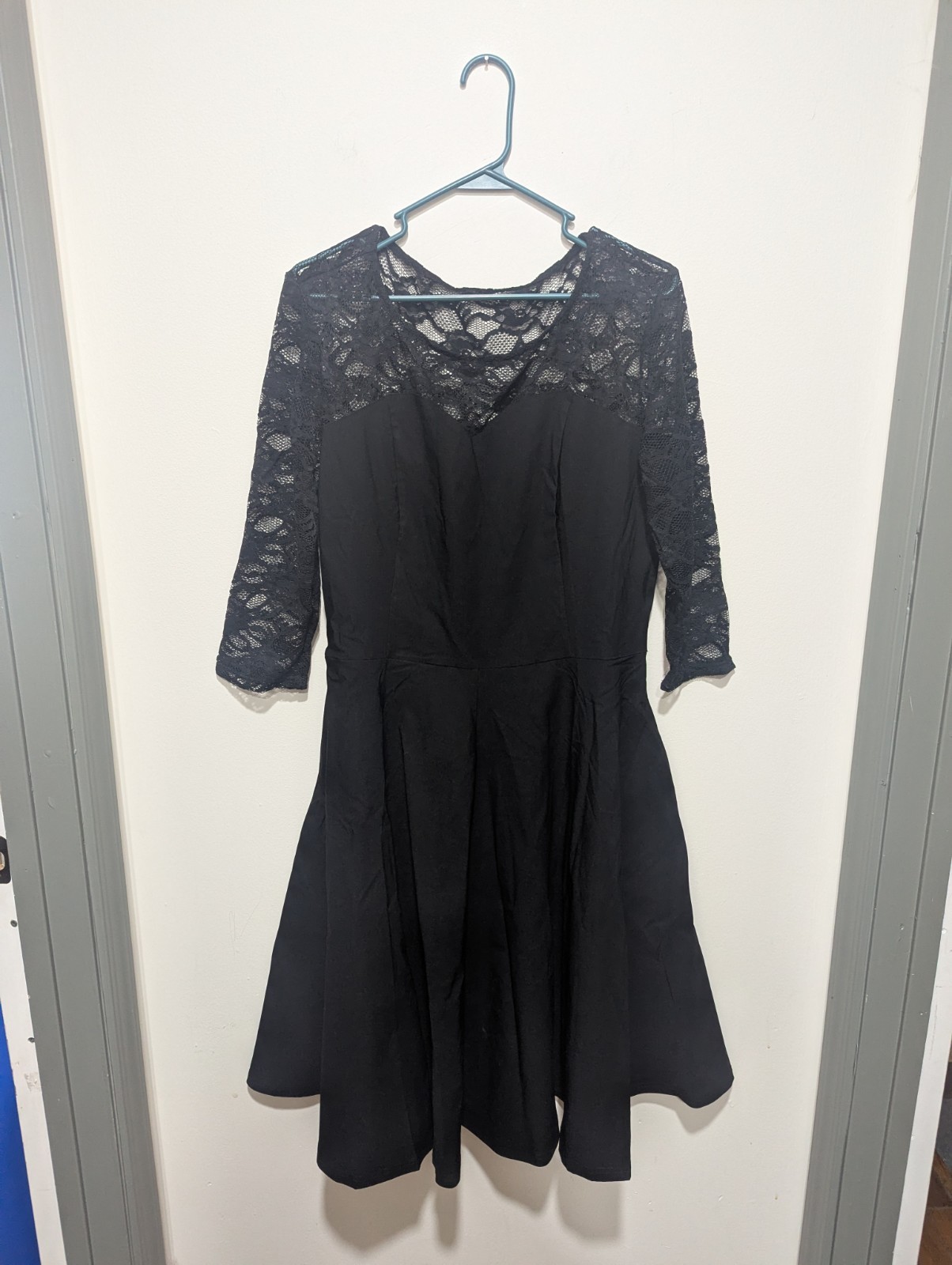 GOWN TOWN Vintage Classic Retro Fitted Swing Skirt Audrey Hepburn Dress