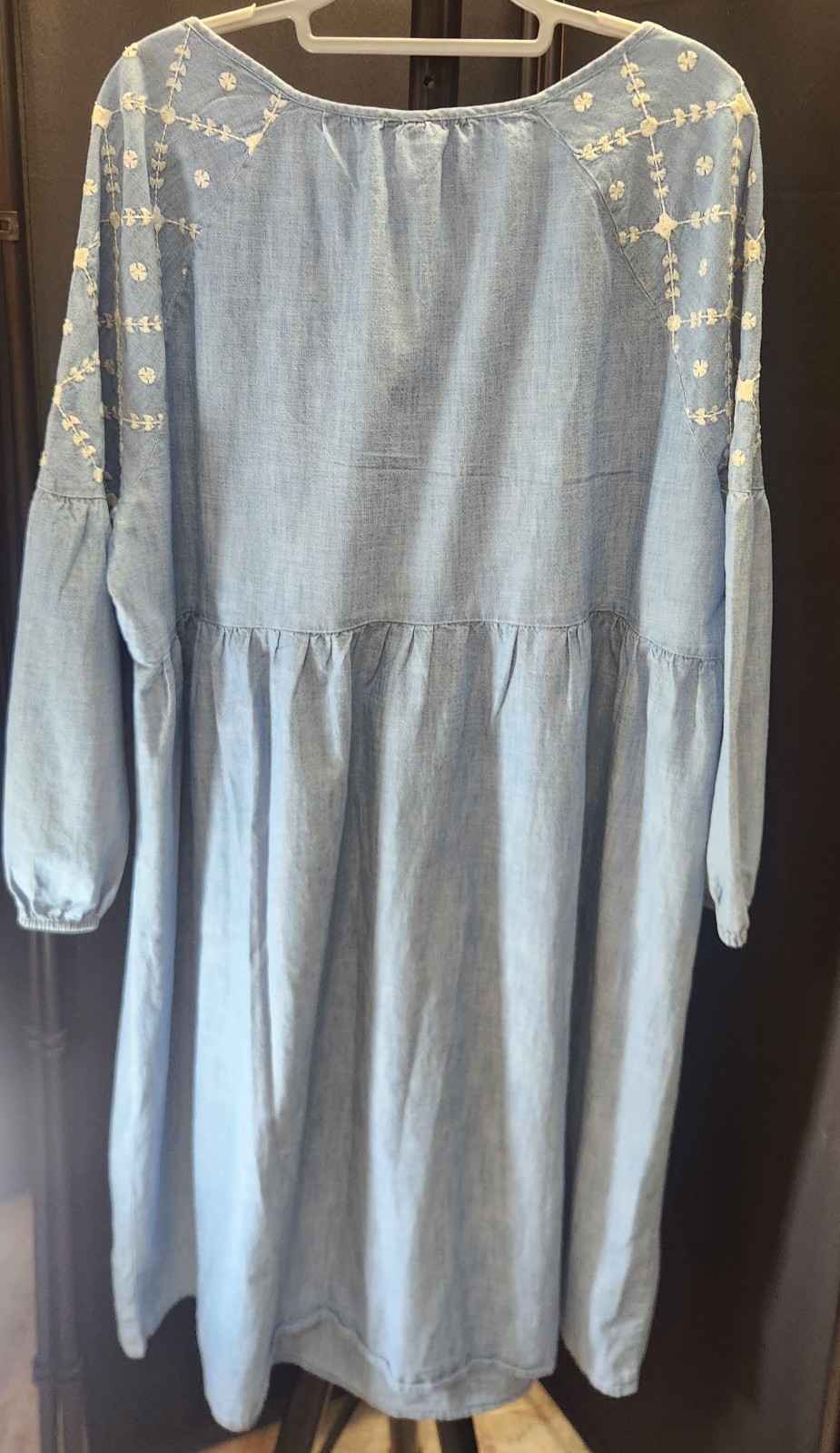 Old Navy Women’s Plus 3X Chambray BOHO Babydoll Embroidered Sleeved Dress