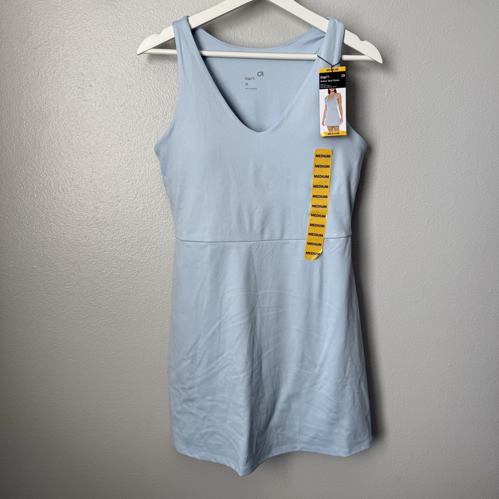 Gap Fit Active Tank Dress Medium Light Blue V Scoop Neckline Inner Shelf Bra New