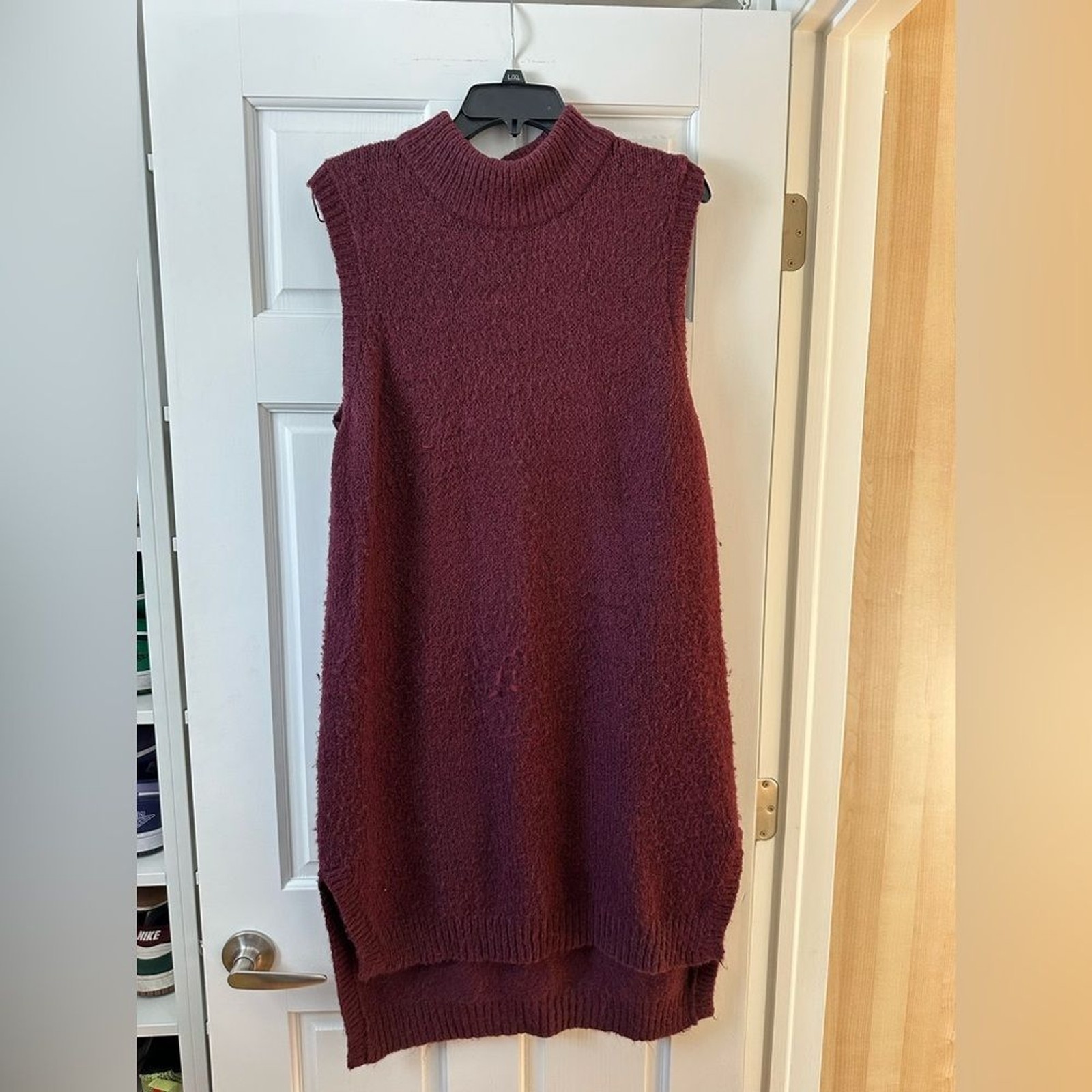 F&F Burgundy Knit Top