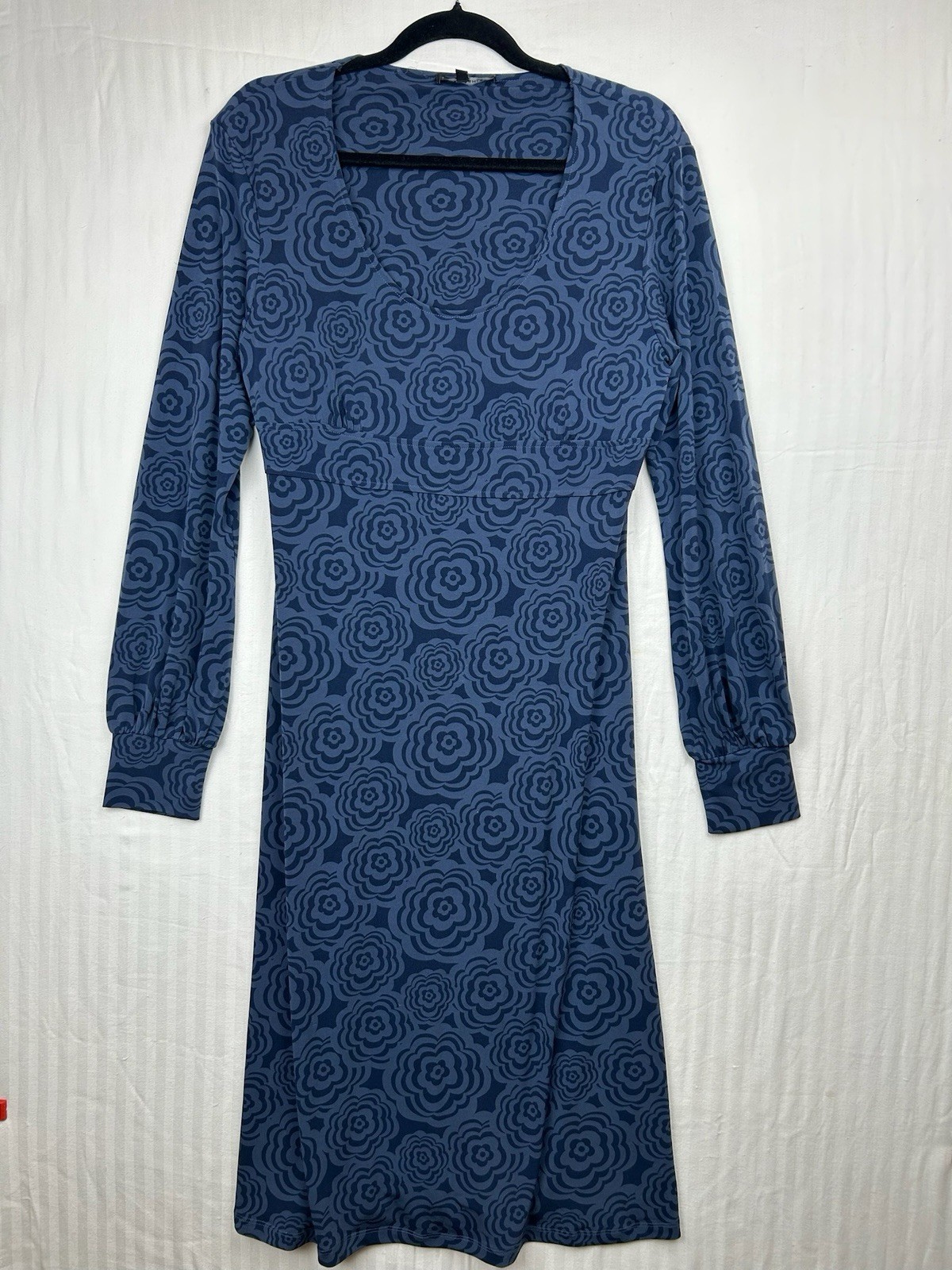 Laura Ashley Woman’s Shift Dress Jersey Knee Length Size 14 Navy Floral Stretchy