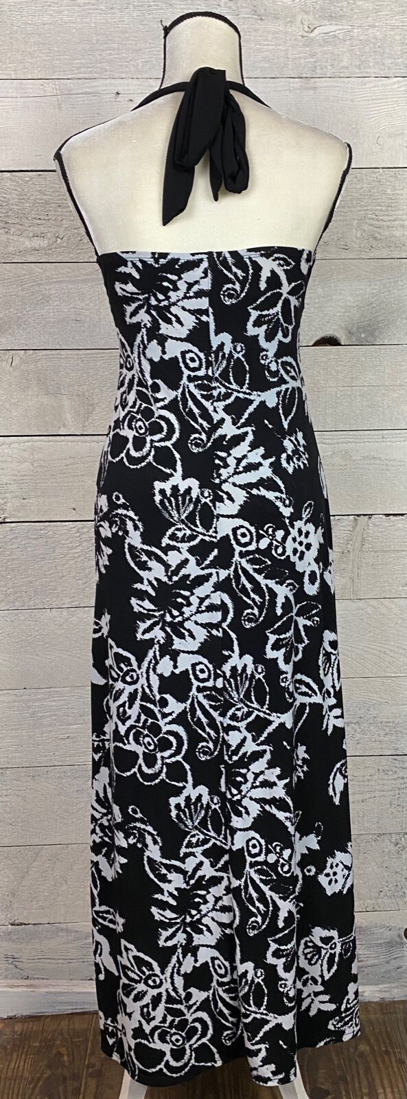 Catch My I Maxi Dress Womens Small Halter Floral Stretch Empire Resort Vacation