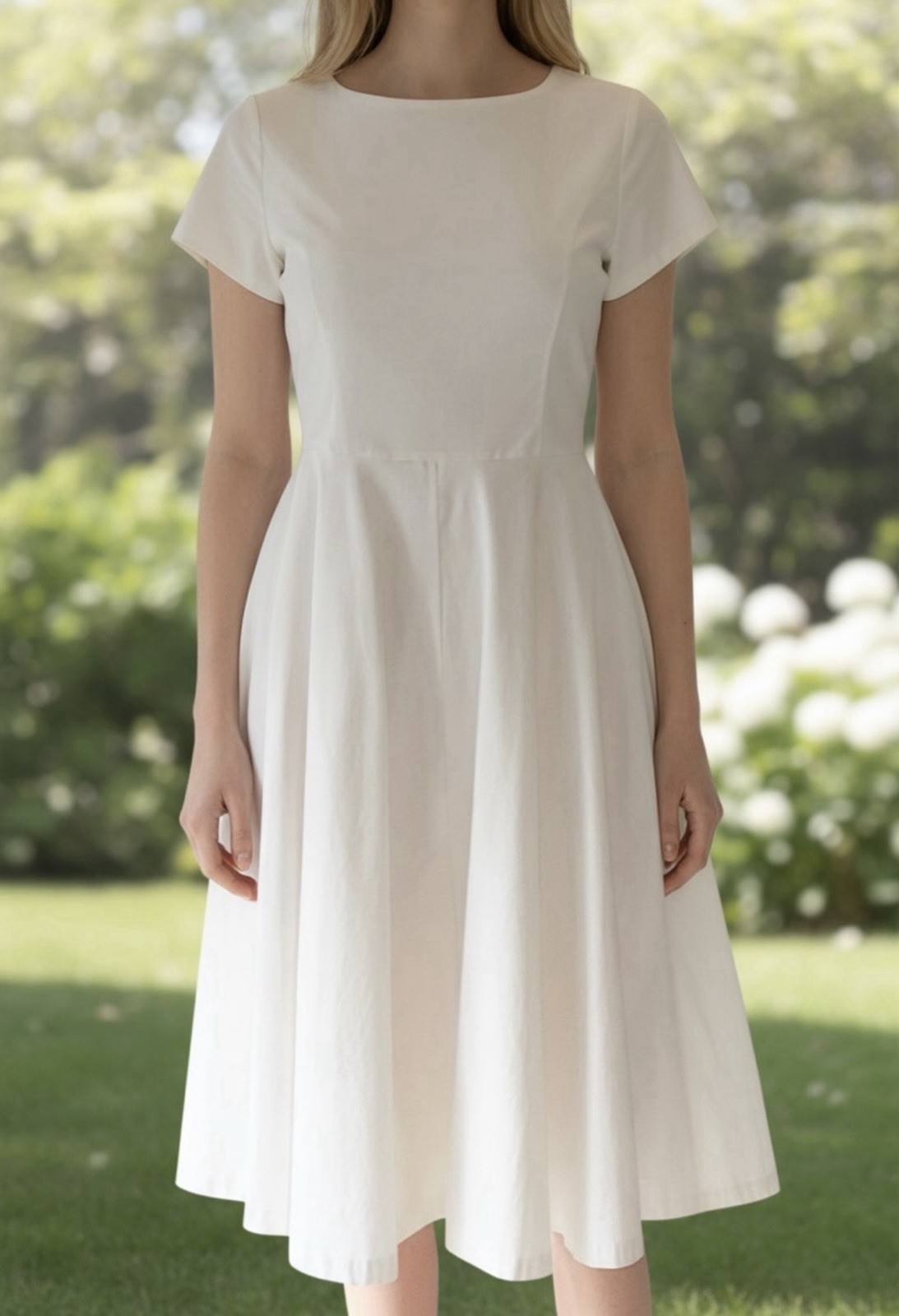 Gown Town Swing Dress Women’s White Stretchy Short Sleeve Tie Bow Back Size S