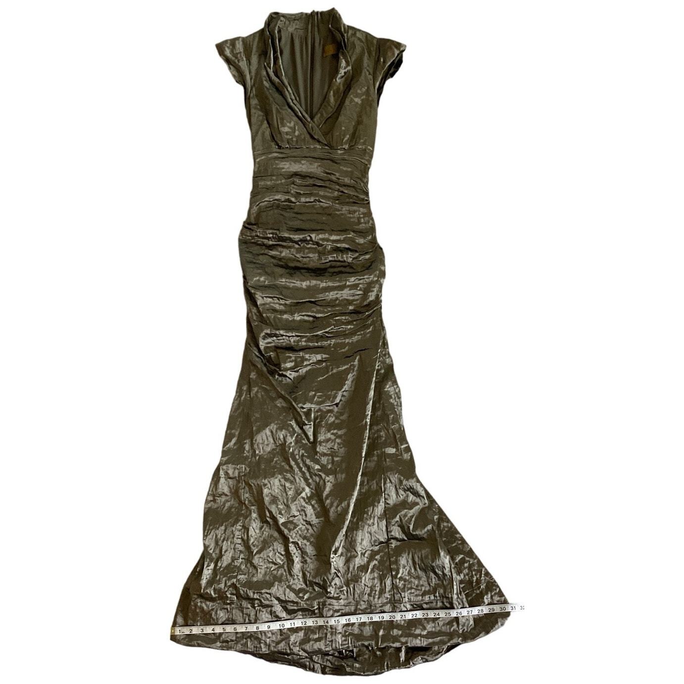 Nicole Miller Metallic Taffeta Crinkle Stretch Mermaid V-Neck Gown Green 2