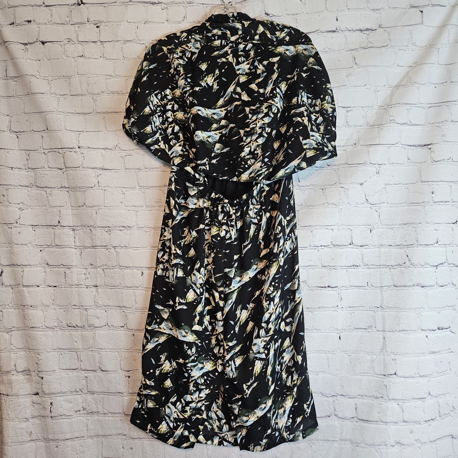 Bb Dakota Black Deep V Neck Back Cut Out Abstract Lined Dress W/ Pockets Sz M