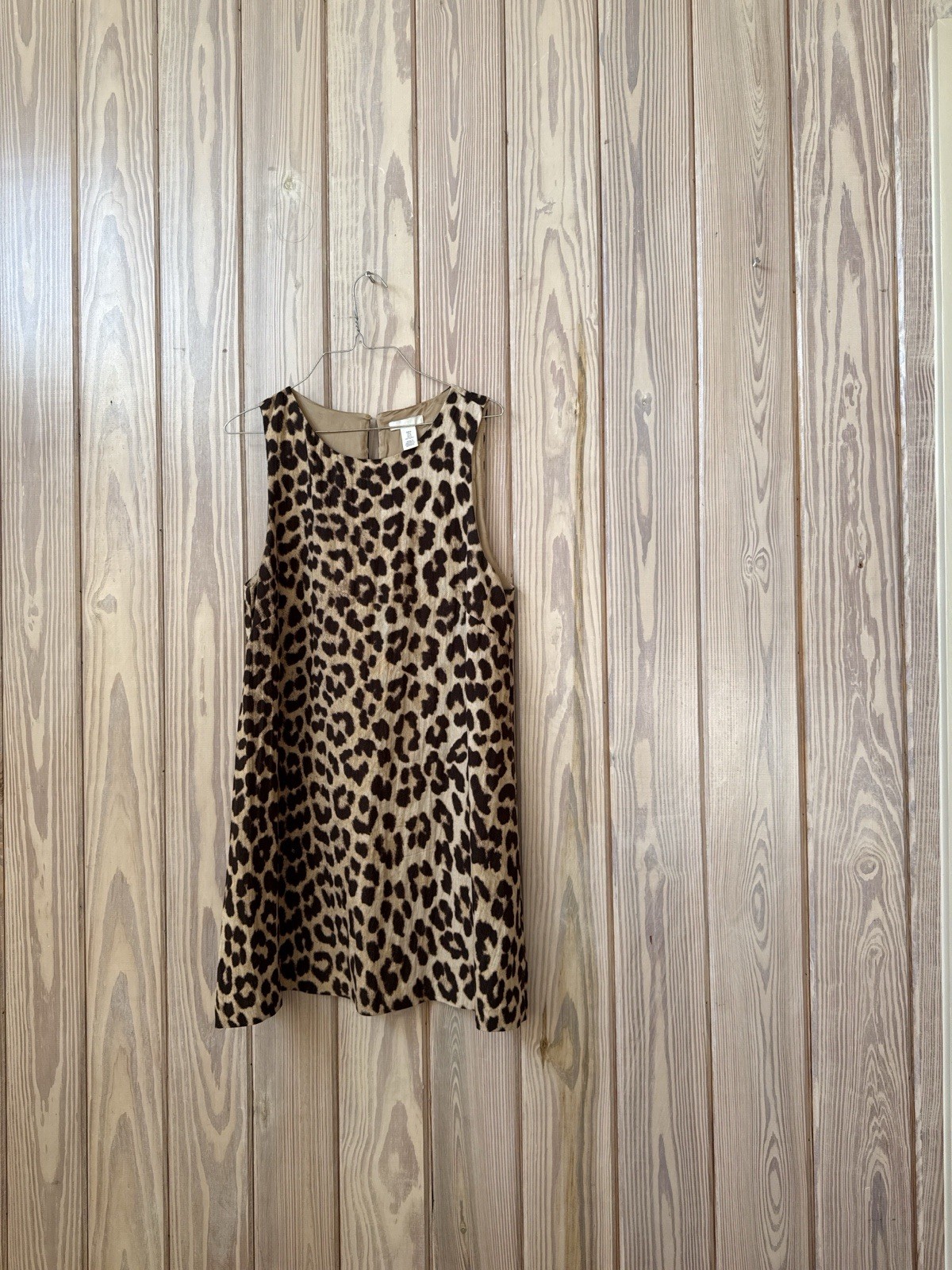 H&M Leopard Print Woman’s Sleeveless Dress /Size Medium 33 in Length