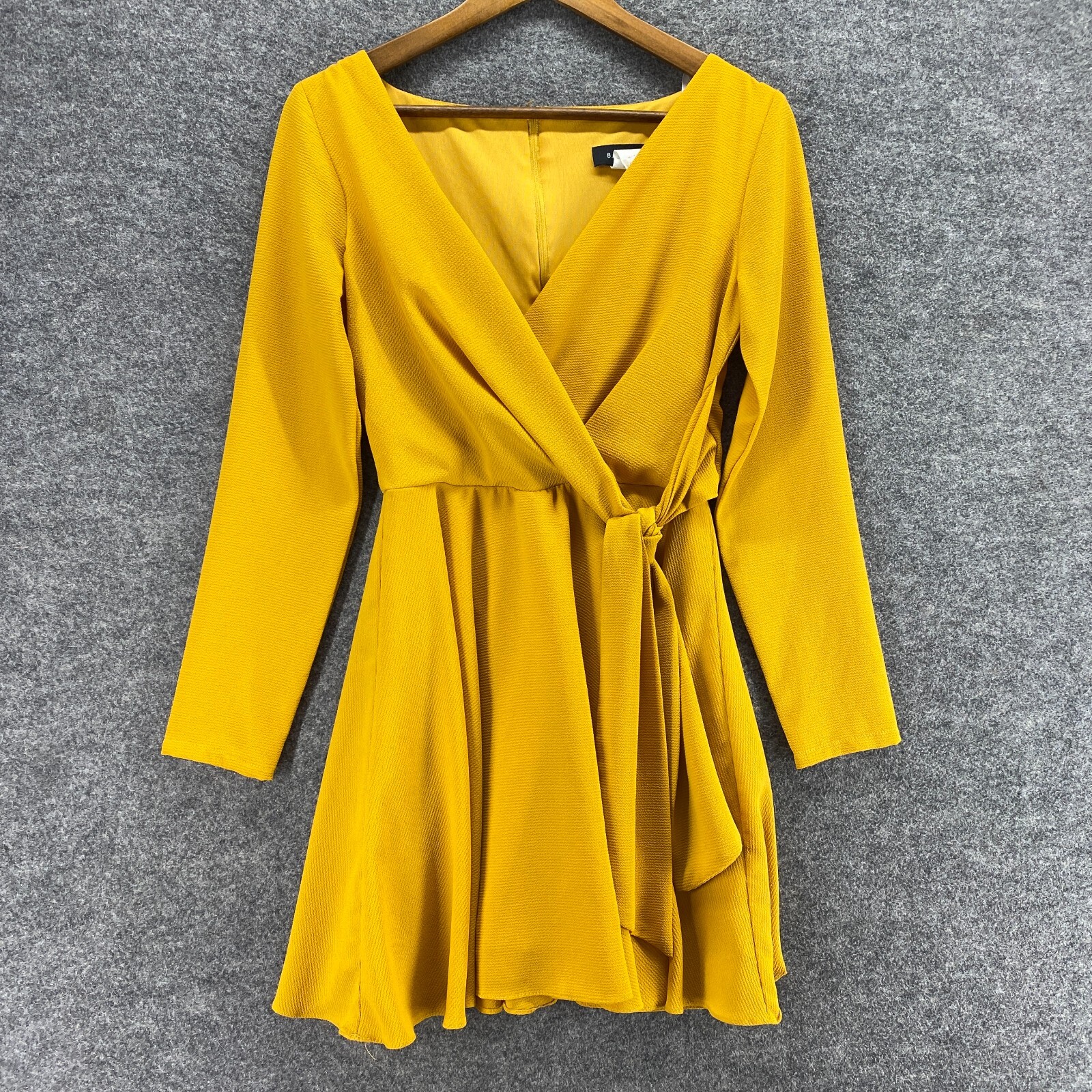 B. Darlin Dress Women 5/6 Yellow Sheath Short V-Neck Belted Zipper Lined Casual