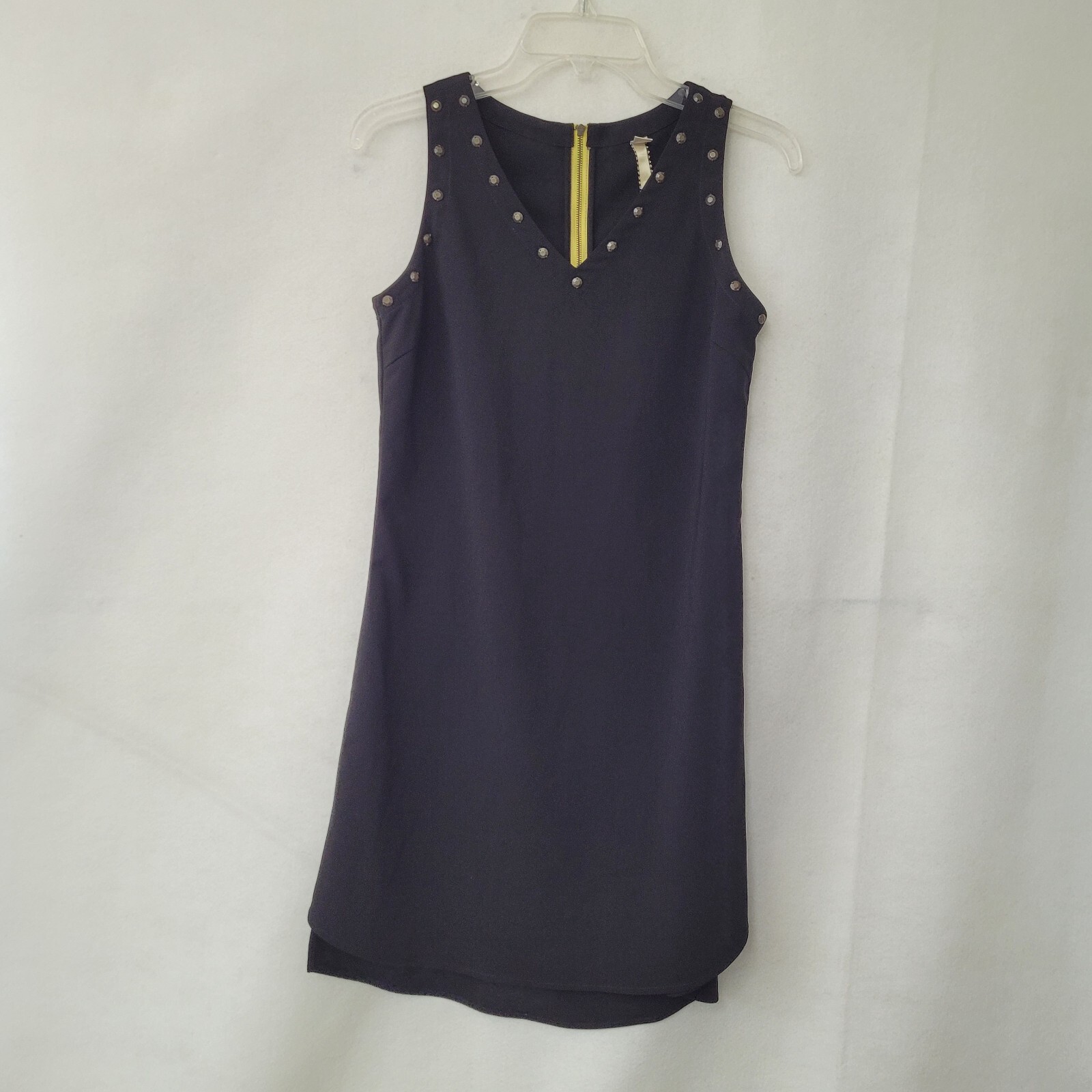 Uncle Frank Dress Womens XS Black Grommet V-Neck Sleeveless Classic Hi-Low 71278