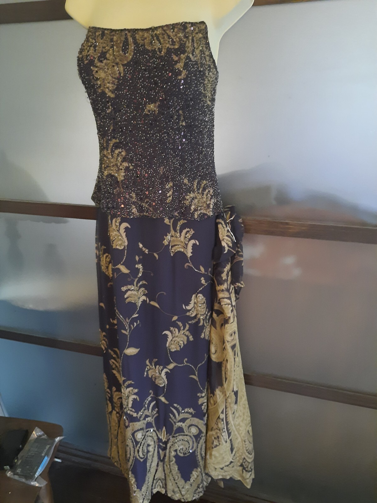JOVANI Gown Beaded Bodice Strapless Silk Scarf RN#81120 Prom Formal Long Size 10