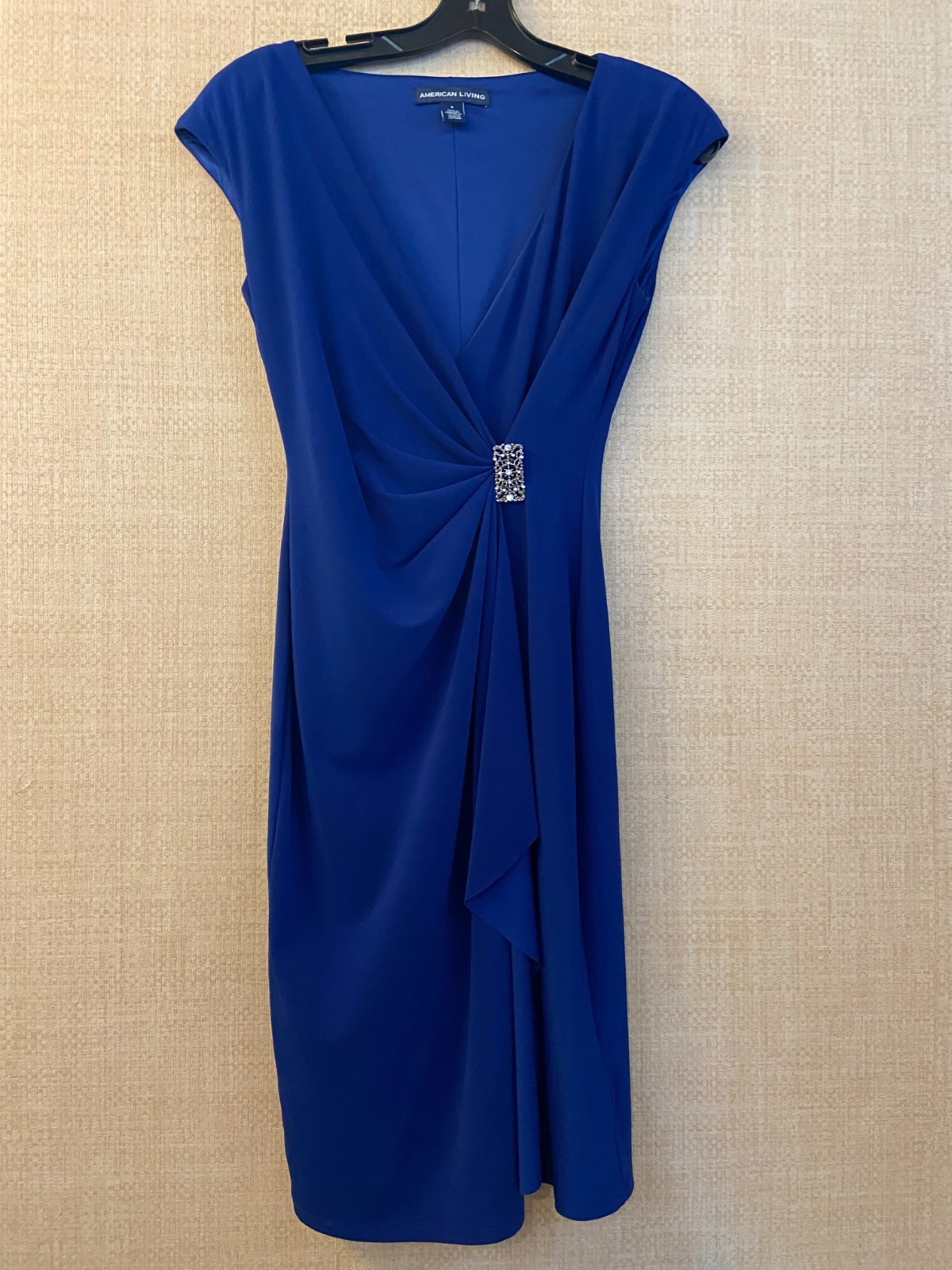American Living short cap sleeve A-line wrap style dress size 4 blue V-neck