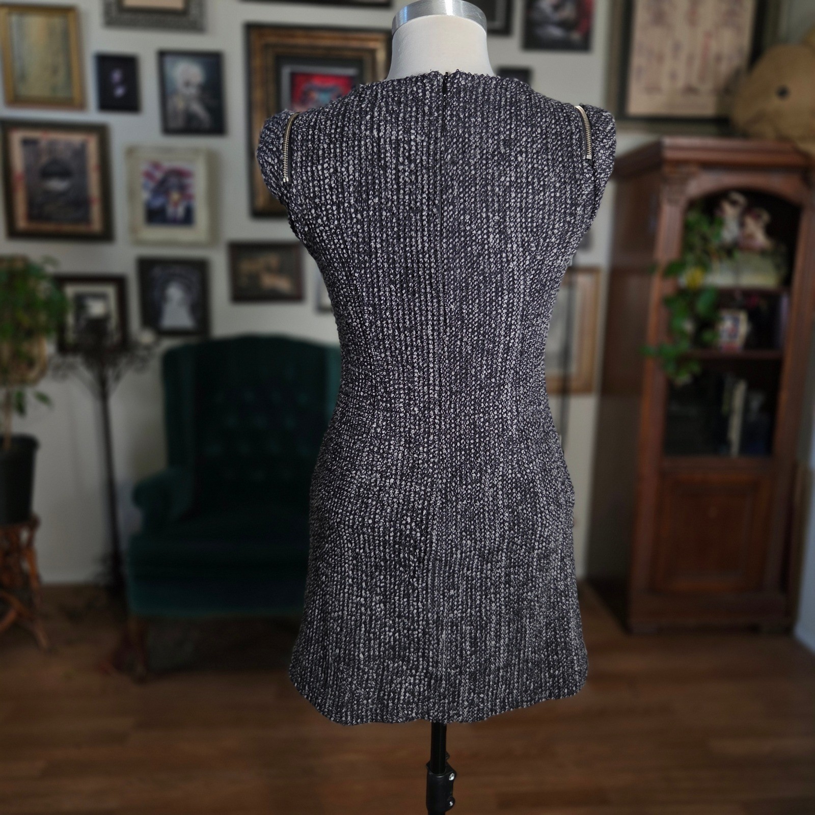 May Queen Black Boucle Tweed Shift Mini Dress Zipper Shoulder Accents