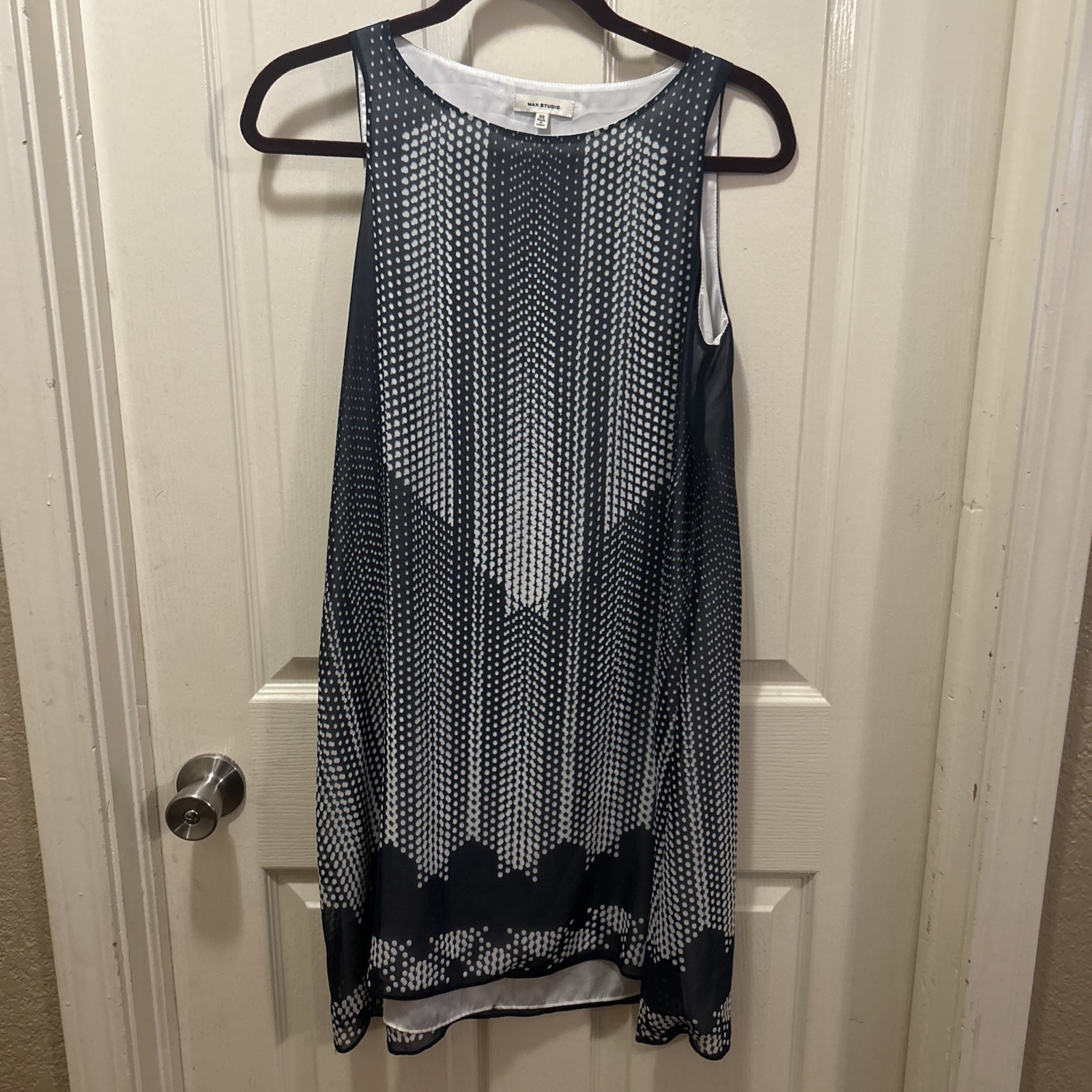 Max Studio London Dress XSmall Navy Blue W/beige Patterned Dress Midi Loose Fit
