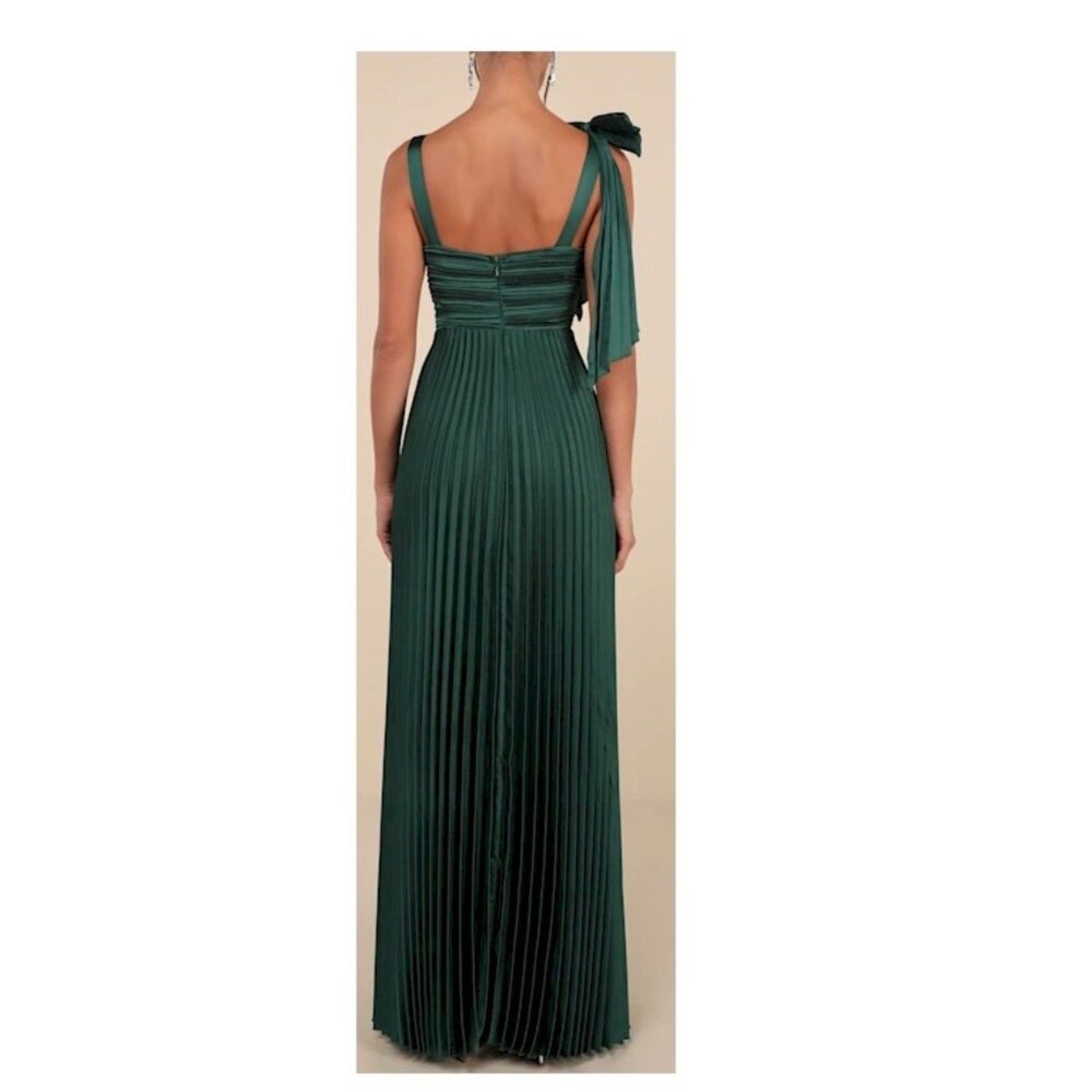 Lulus Gorgeous Purpose Emerald Green Pleated Bow Maxi Dress Size Medium NWT