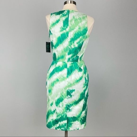 Vince Camuto Womens Sleeveless Sheath Dress Green Feline Absract Print size 10