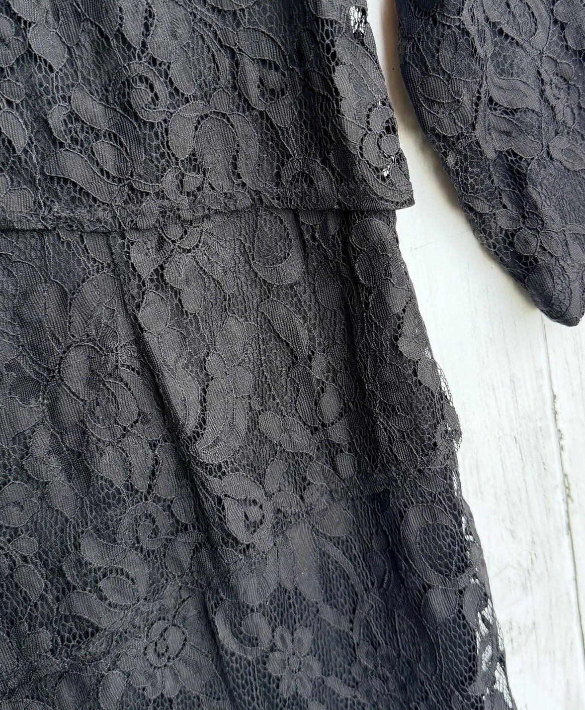J. McLaughlin Dress Womens 10 Black Floral Lace Sheath Gothic Punk Lined