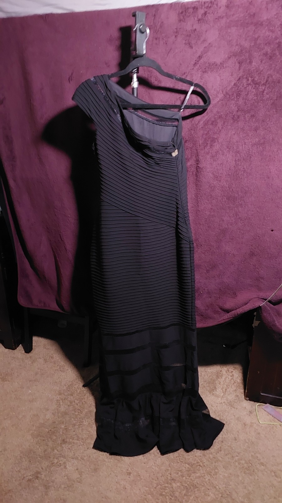 Tadashi Shoji Black One-Shoulder Long Knit Gown Dress Ruffle Hem Women’s XS