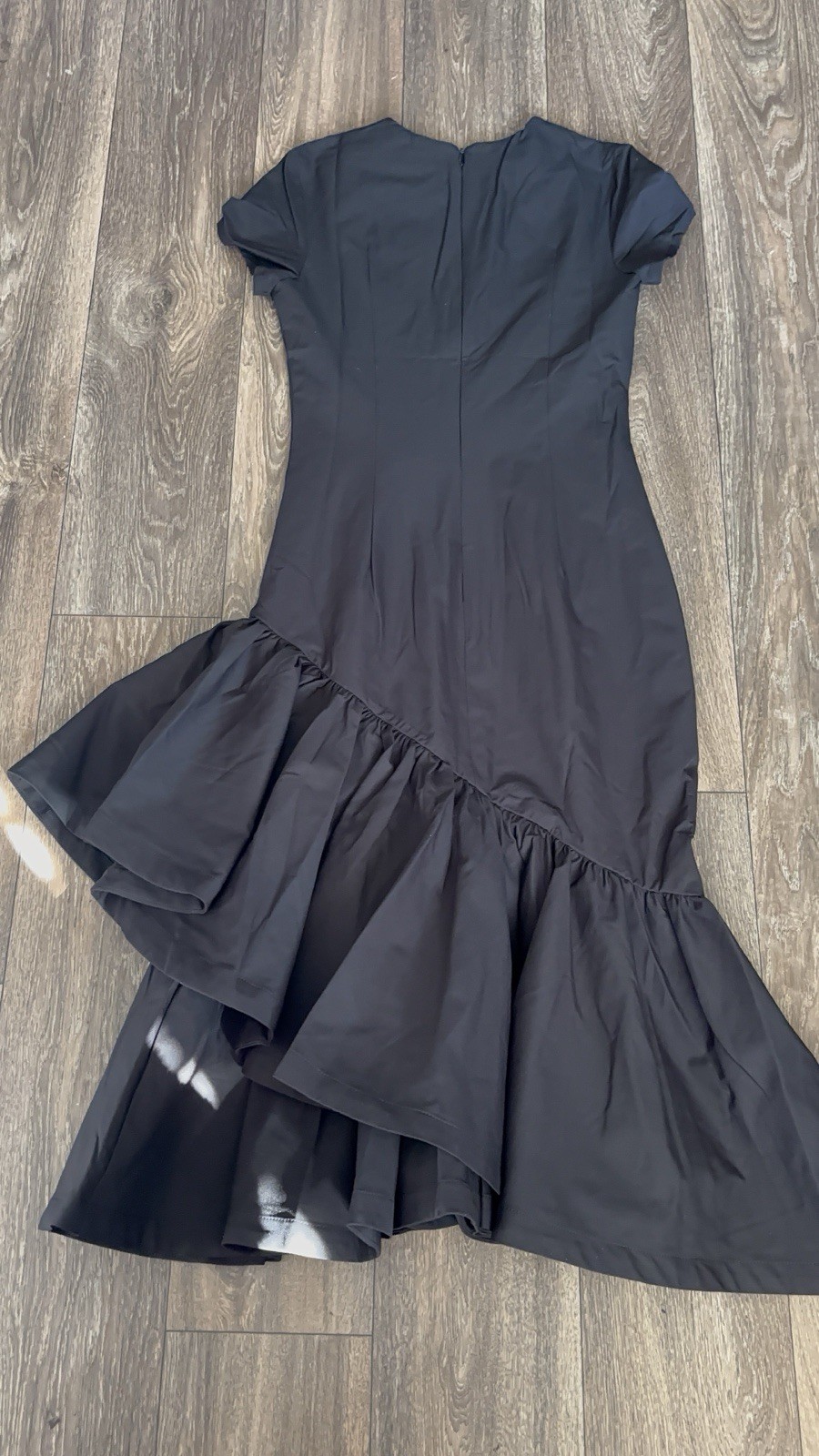 NWT Mooyius Asymmetrical Ruffle Hem Tailored Midi Dress-size Small