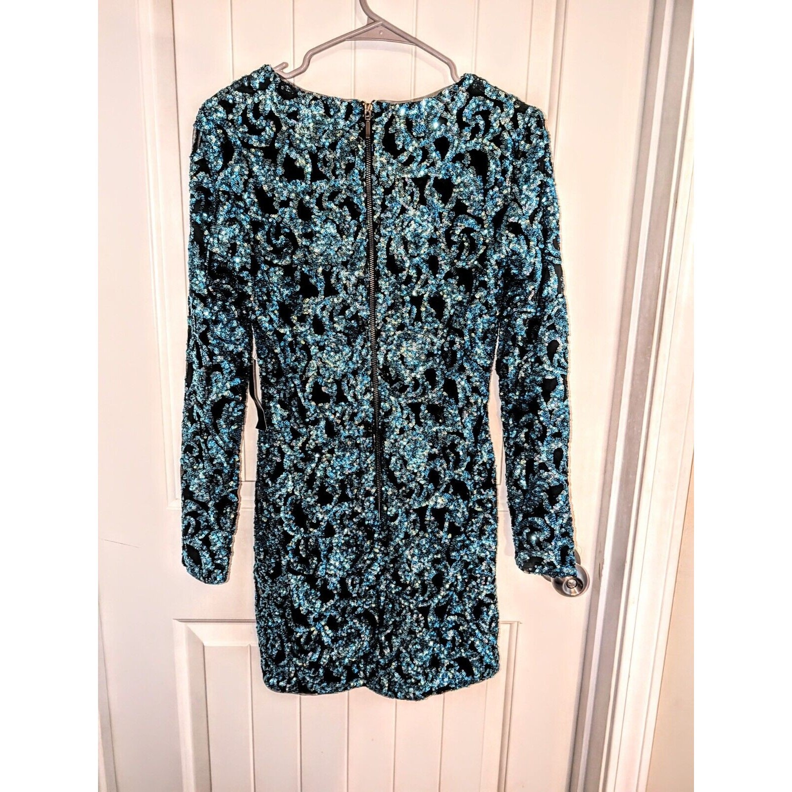 NEW Black and Turquoise Sequin Mini Dress Venus Cocktail Dress Sz 4 Long Sleeve