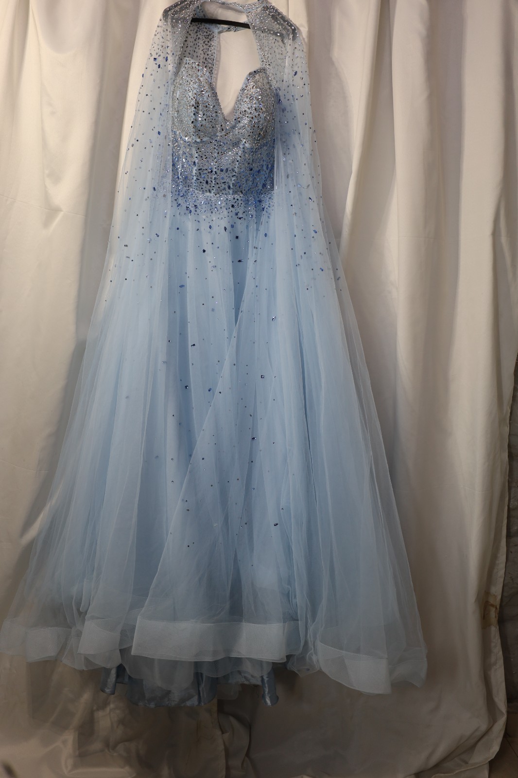 Elegant Evening Dress Light Blue Tulle Crystal Embellished Rhinestones