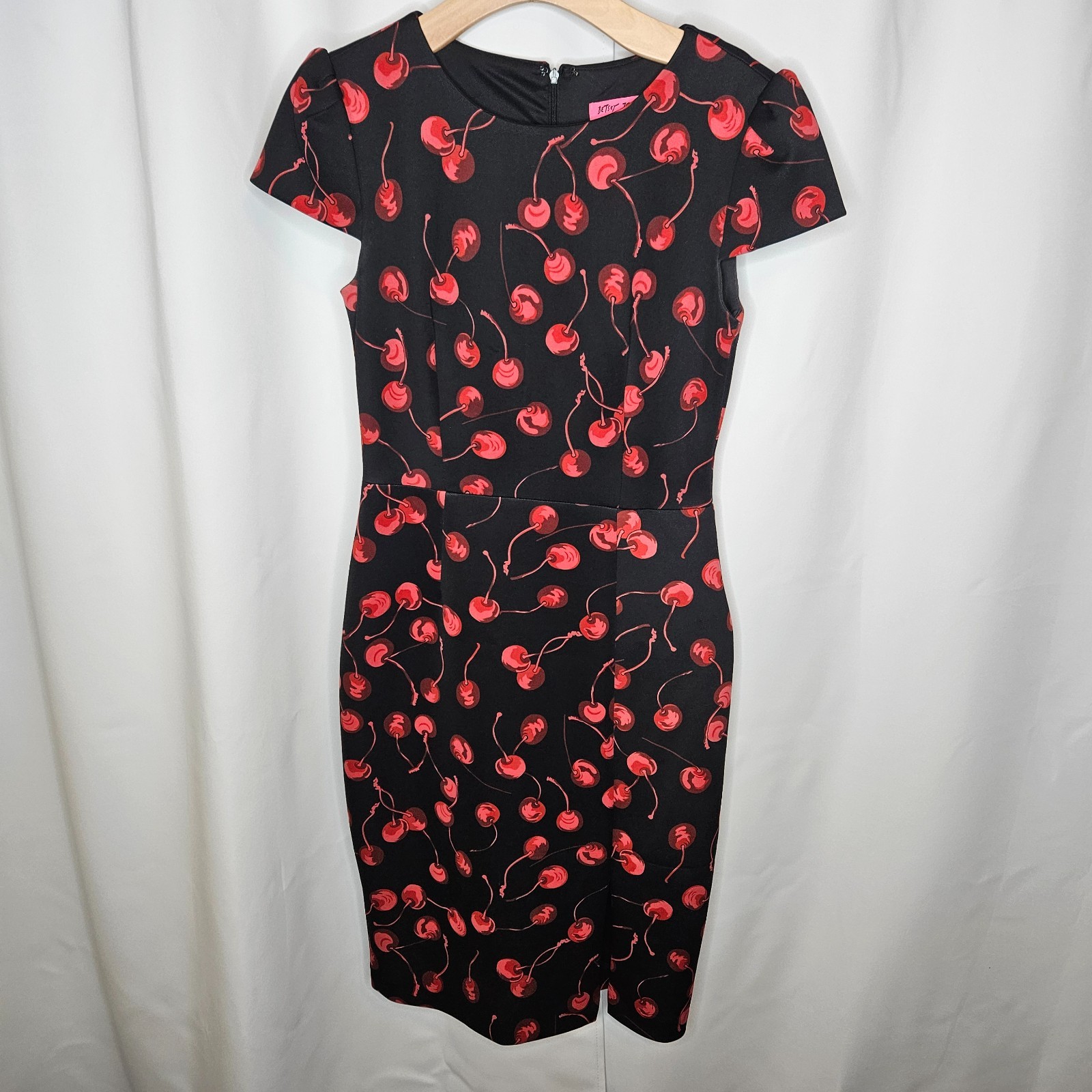 Betsey Johnson Cherry Print Scuba Sheath Dress Black Red Cap Sleeve Size 4